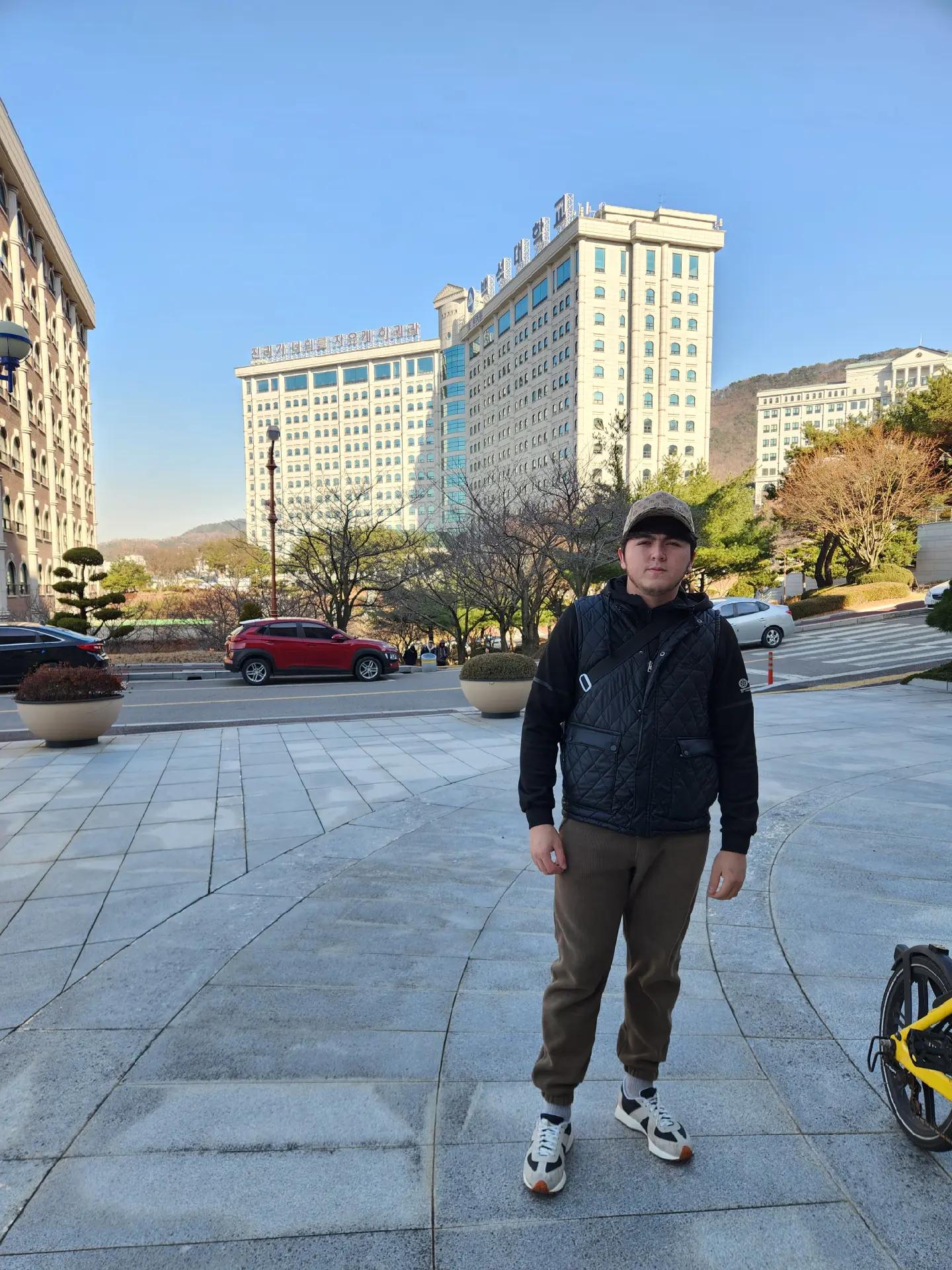 @🇰🇷Lazizbek