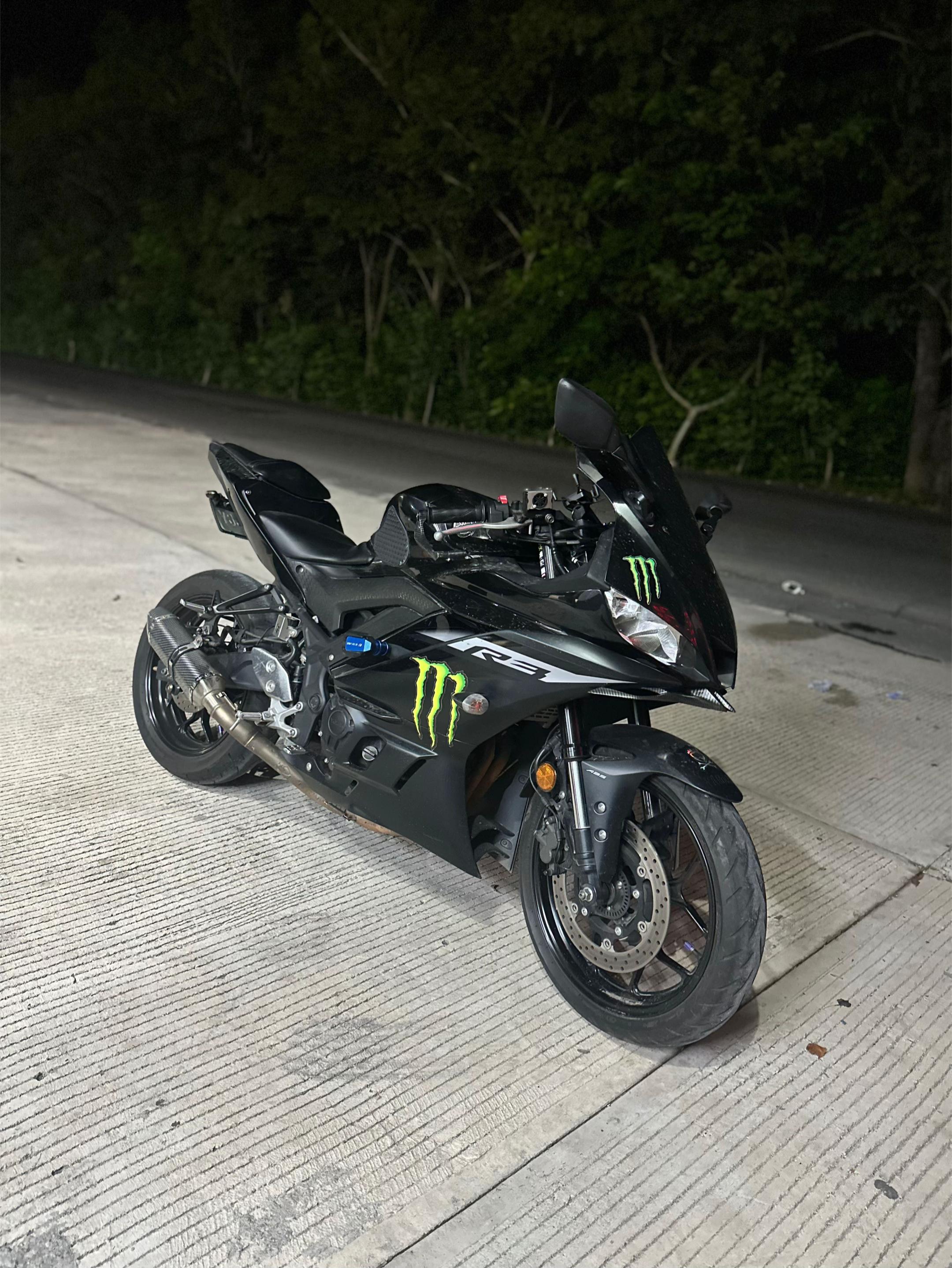 @De León R6