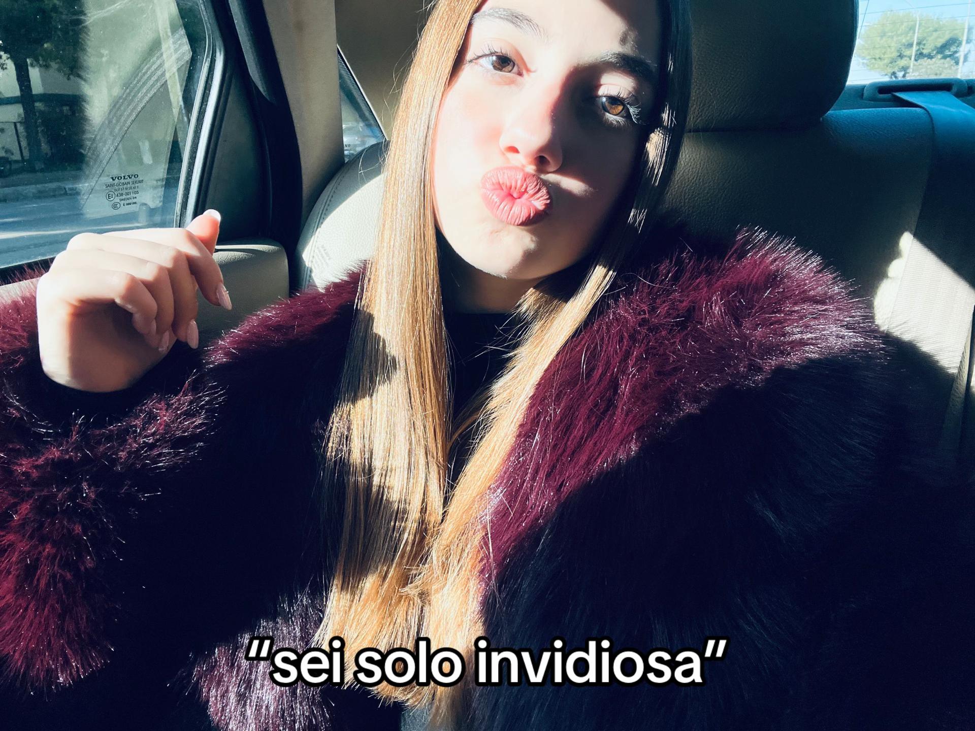 @vale🌟