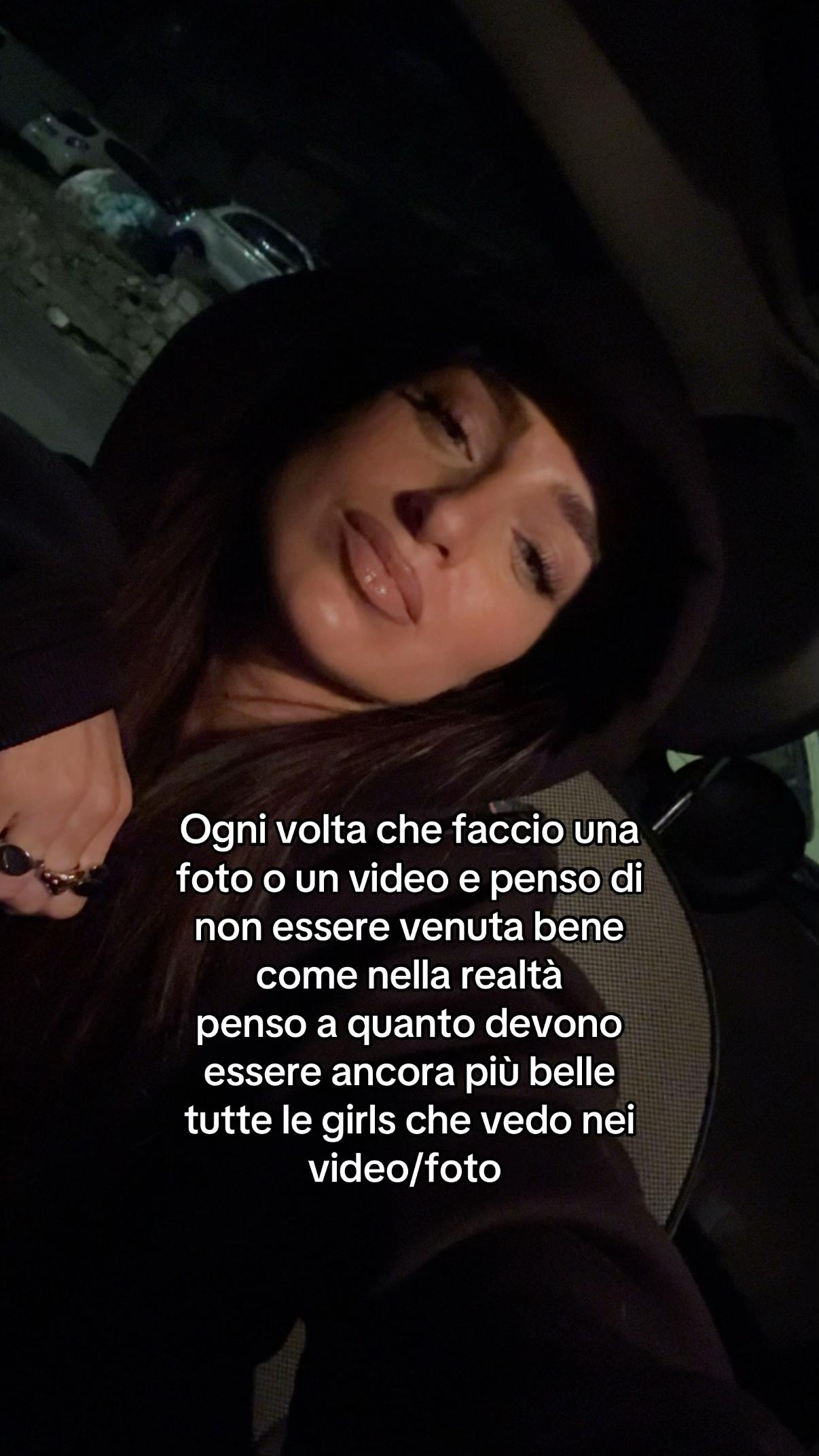@Elena Siri