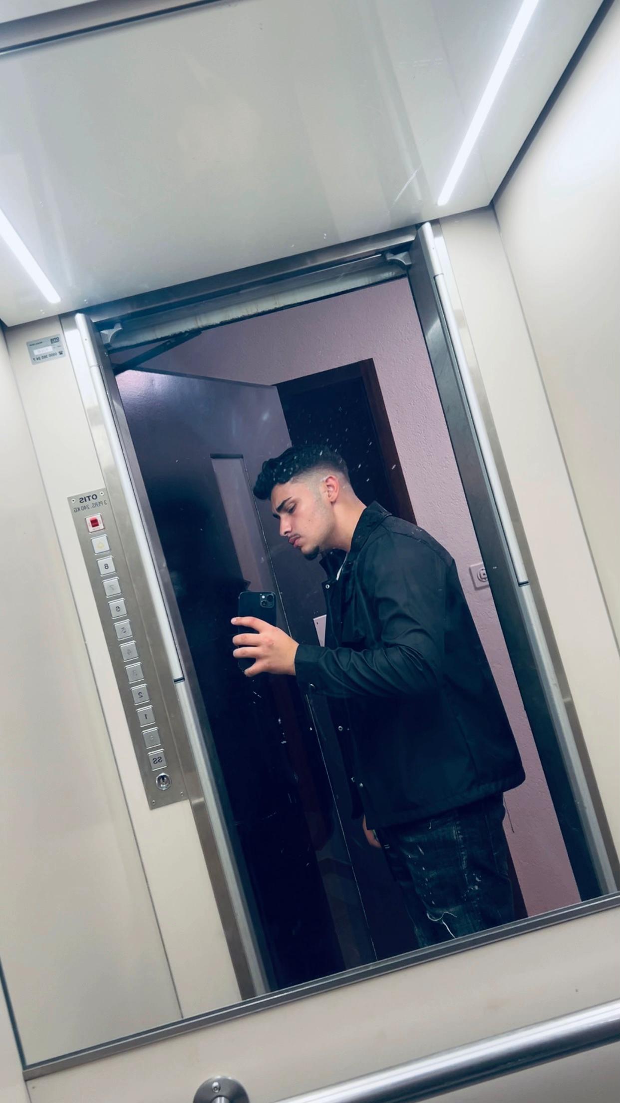 @Italianul
