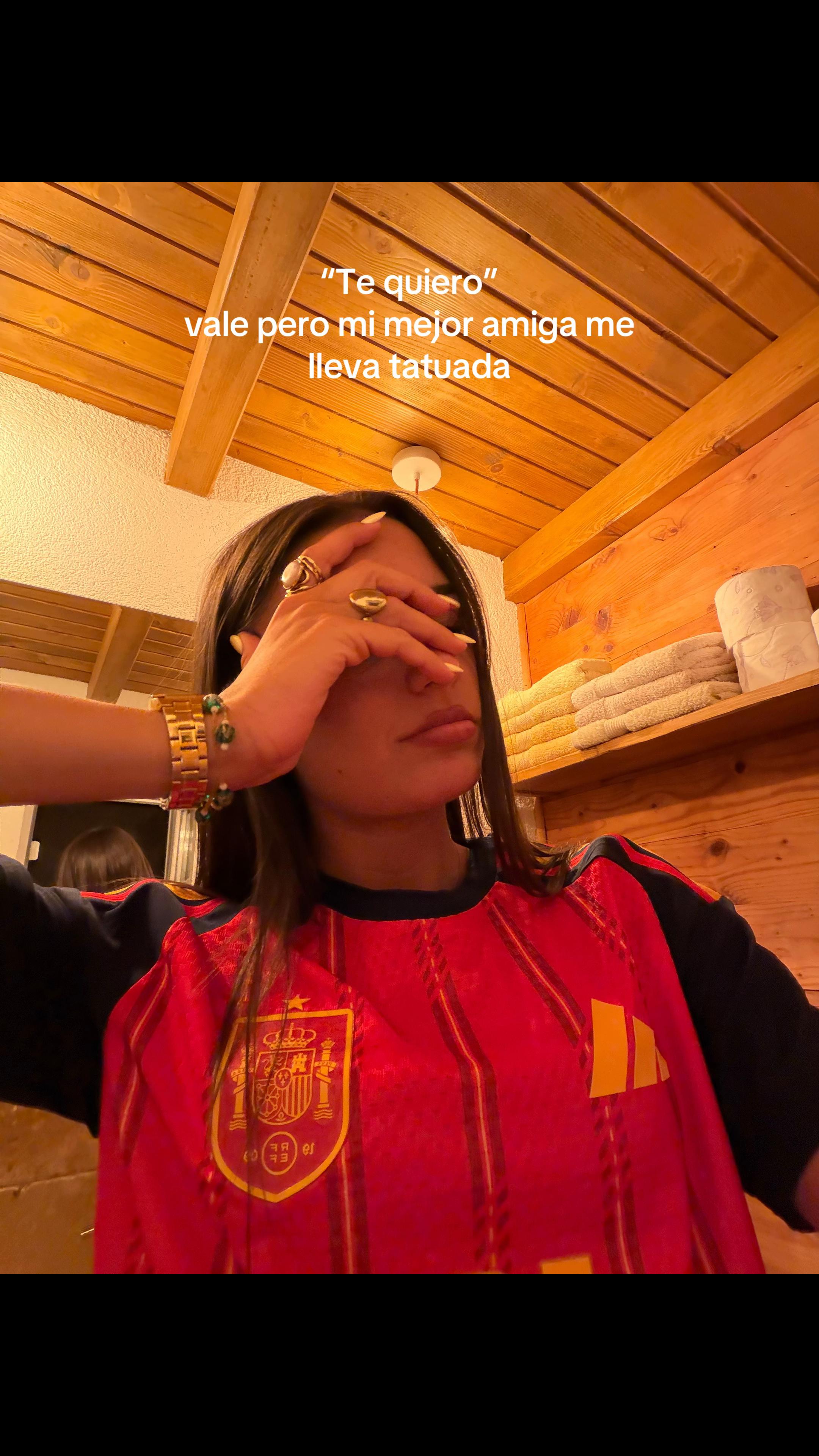 @nickysincee