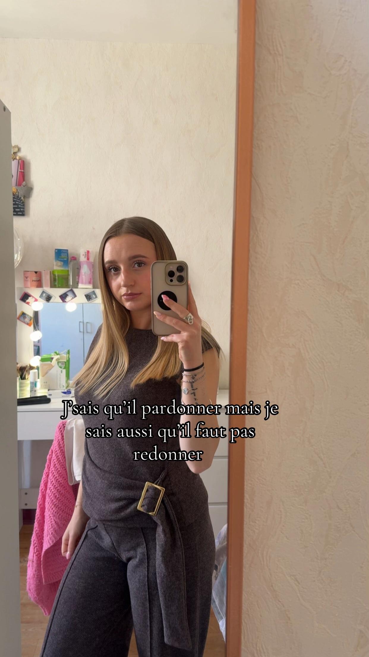 @🥥