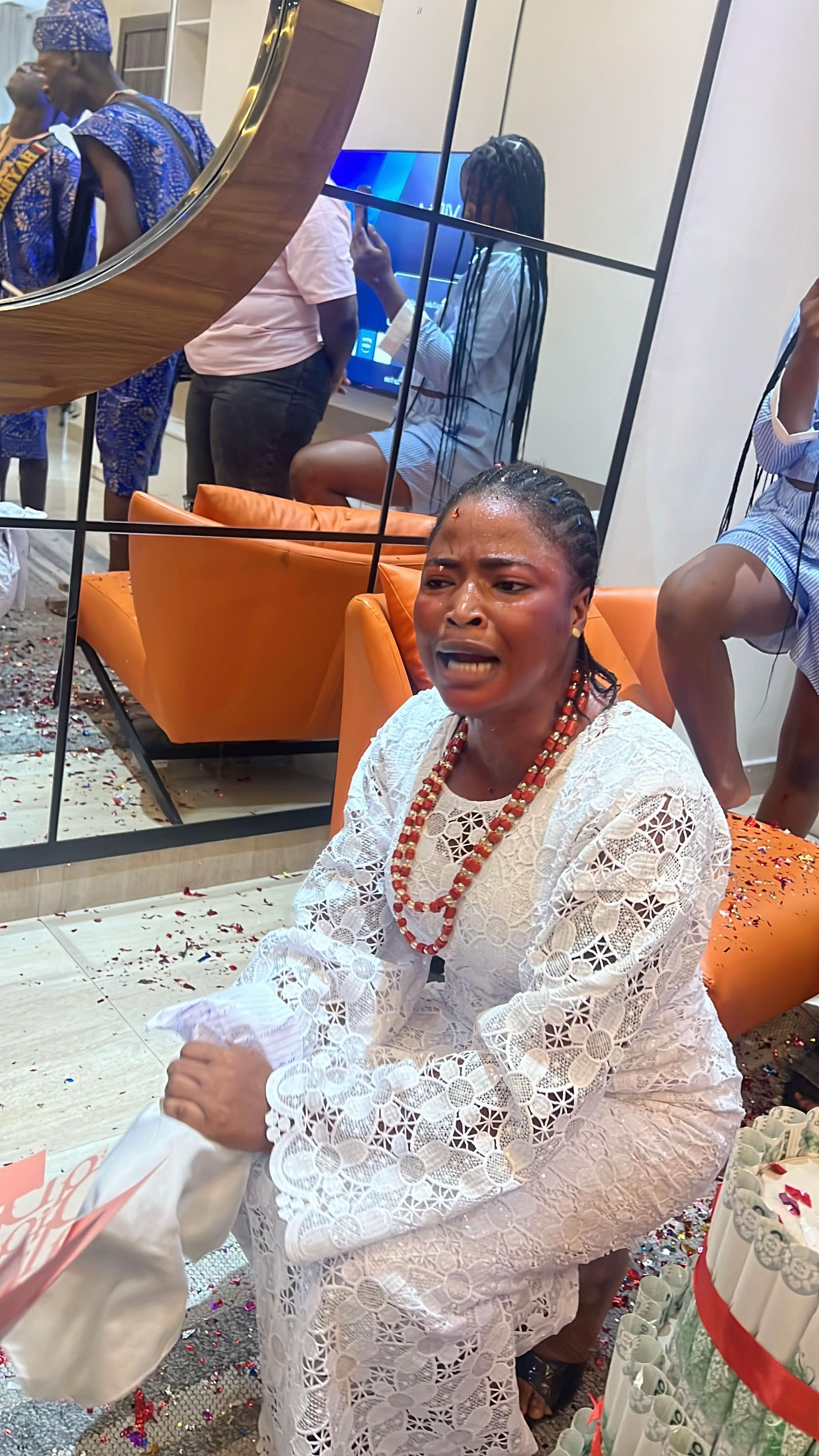@OMODUNMADE AKÉWÌ