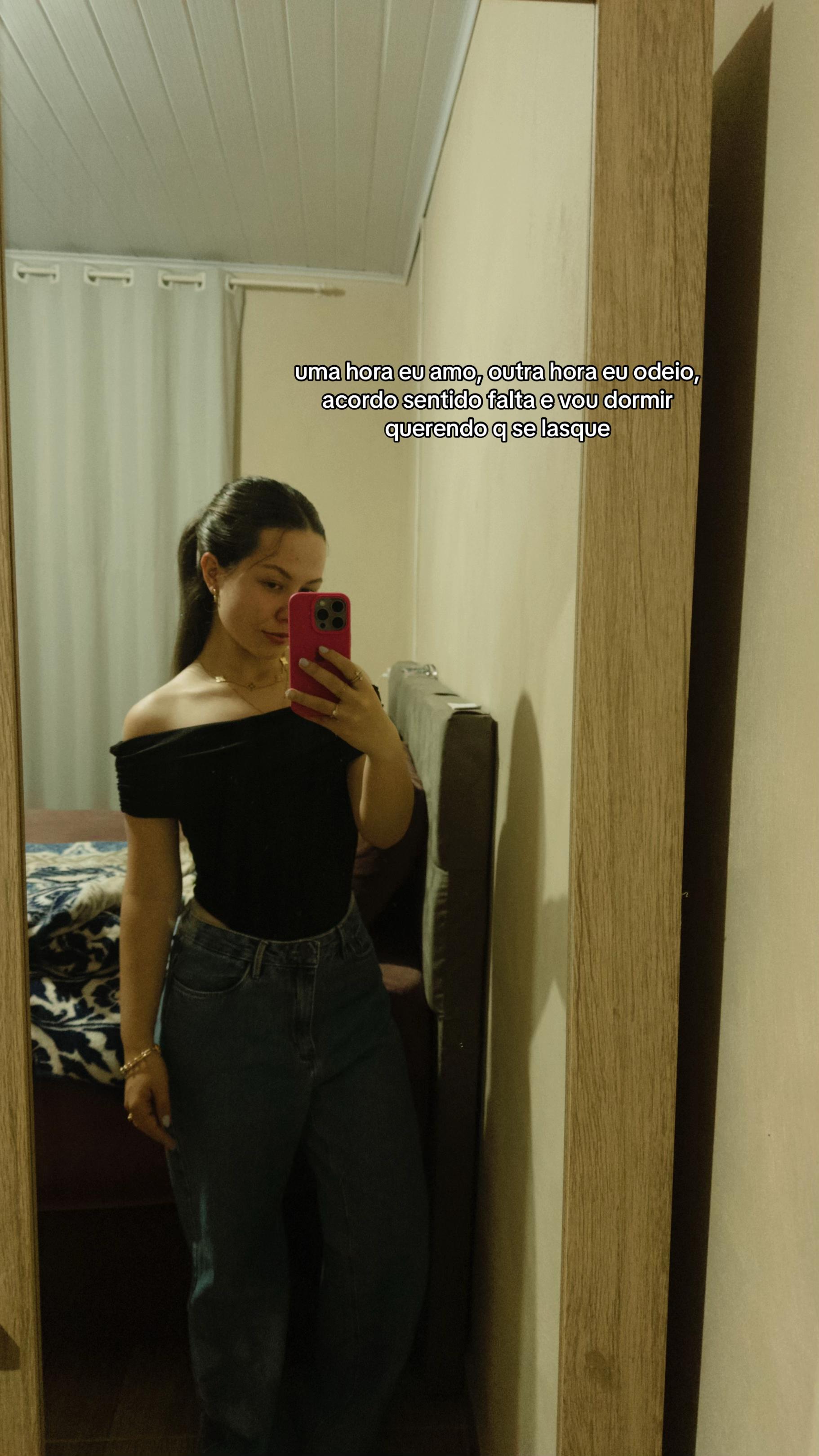 @Ana Laura