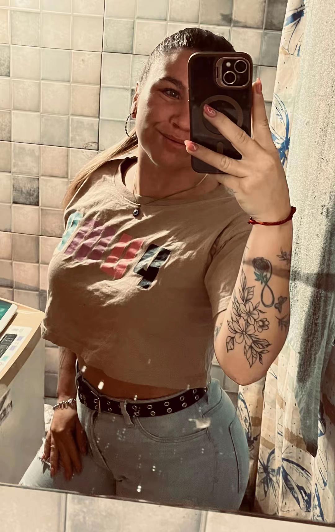 @✨🦋