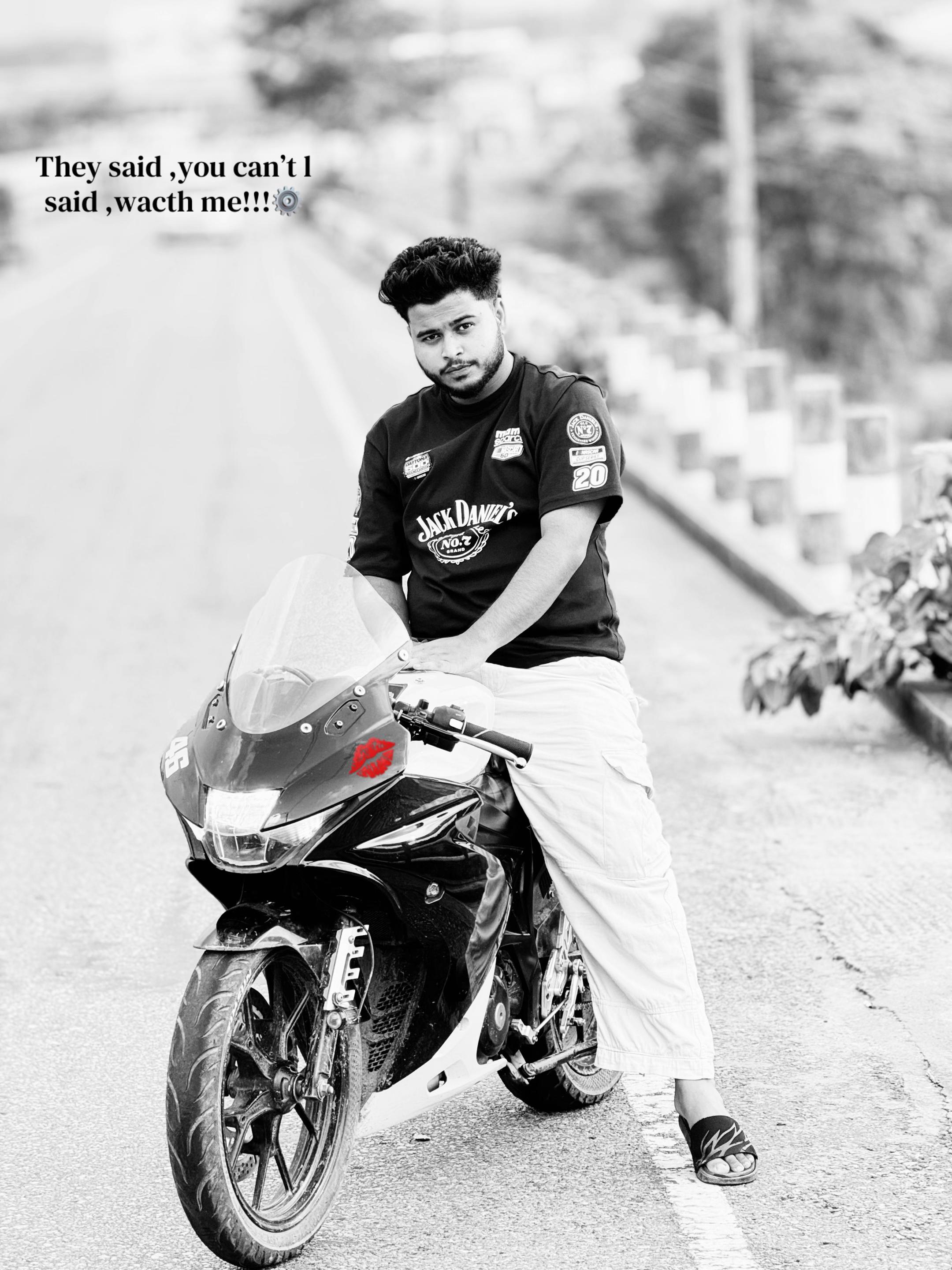@anish_mon850