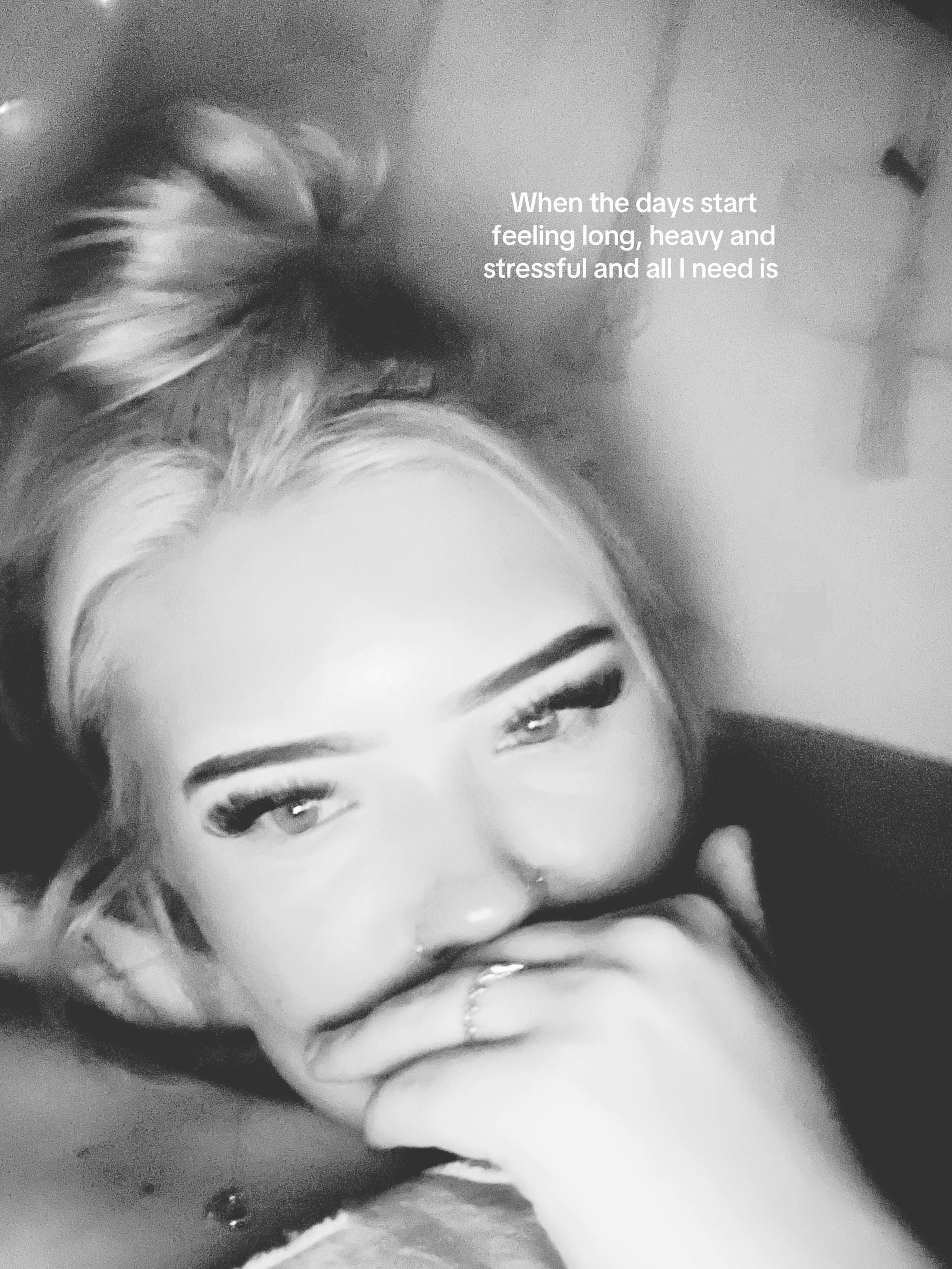 @𝒞𝒽𝓁𝑜𝑒𝑅𝑜𝓈𝑒💋
