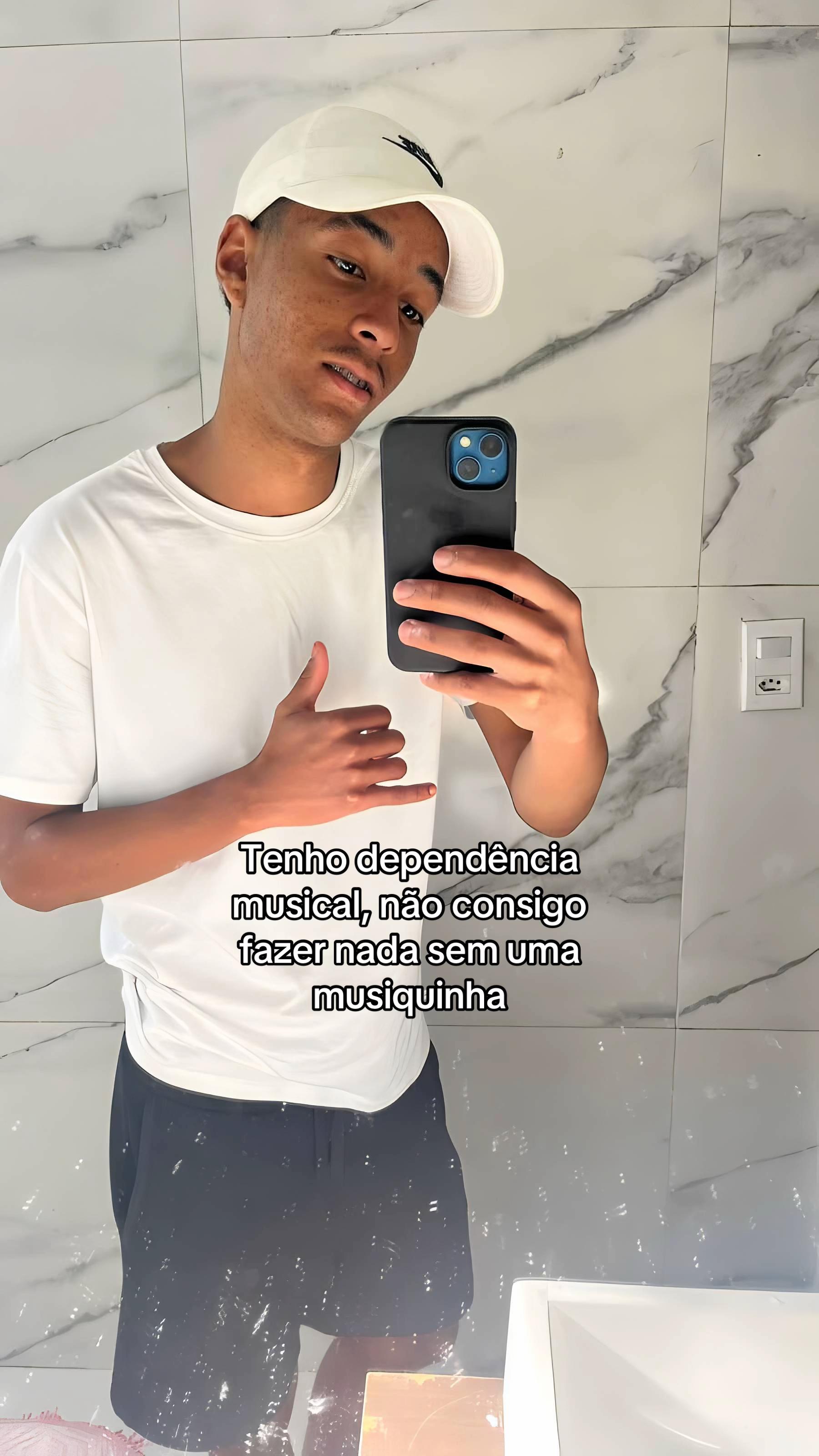 @Gs
