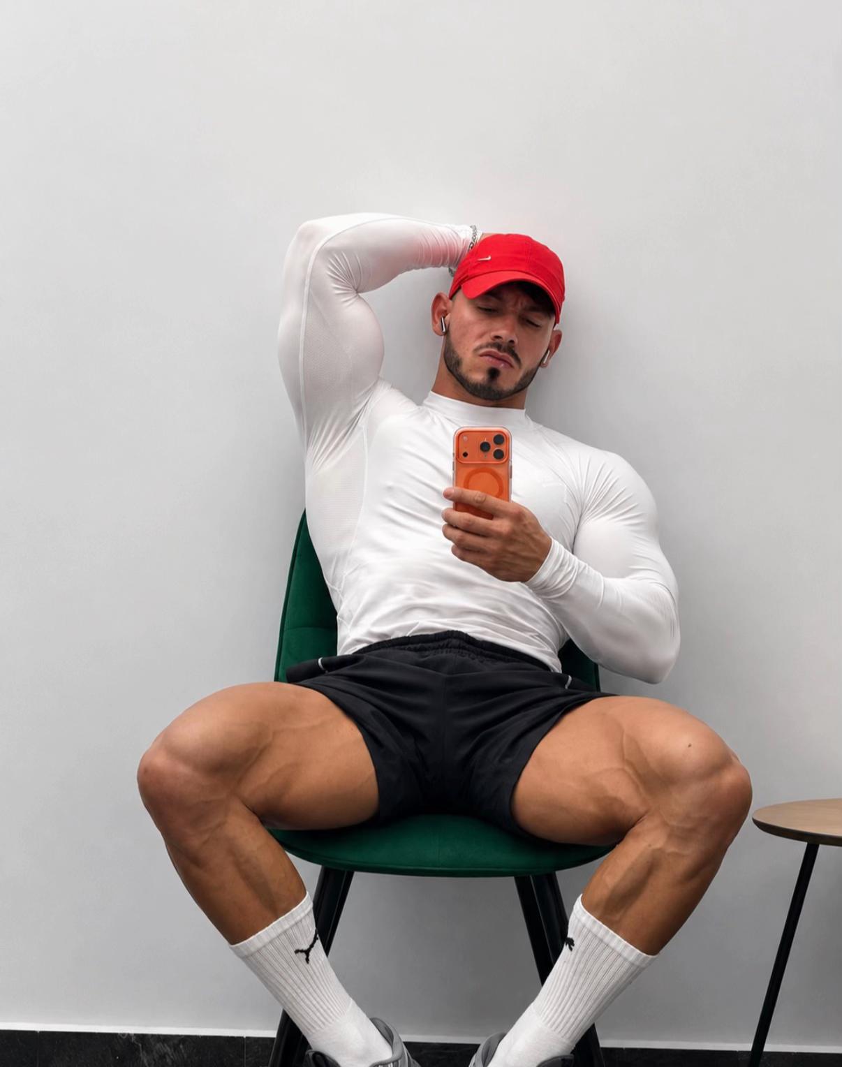 @Georgearvat_
