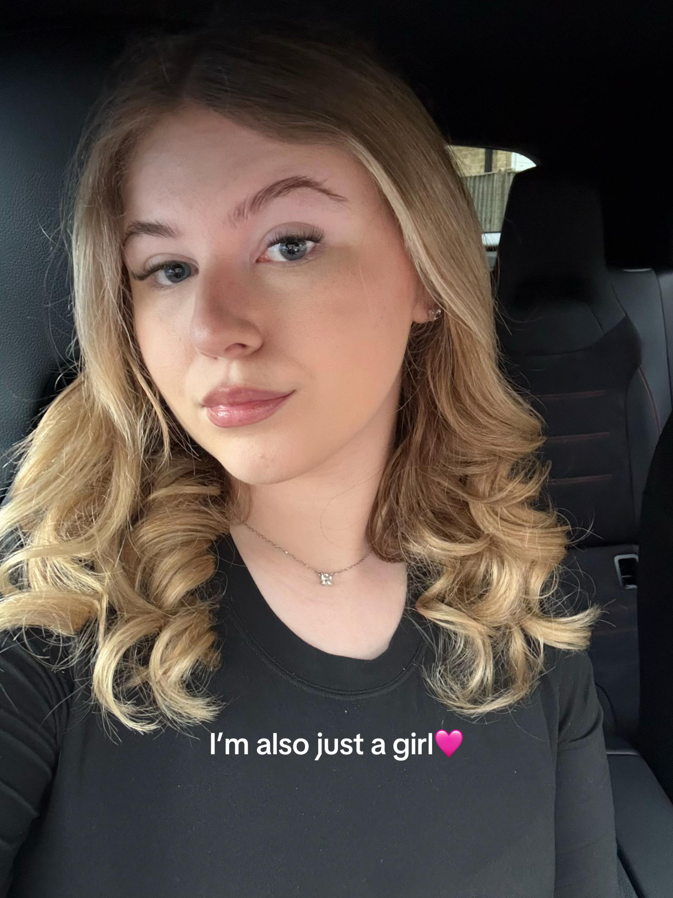 @Lucy🎀