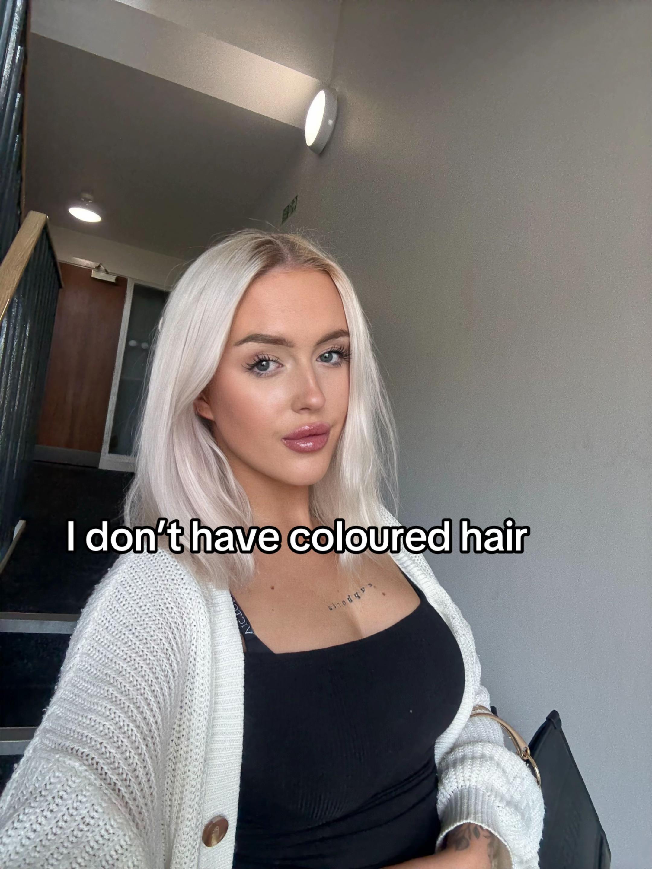 @𝑒𝑙𝑙𝑖𝑒
