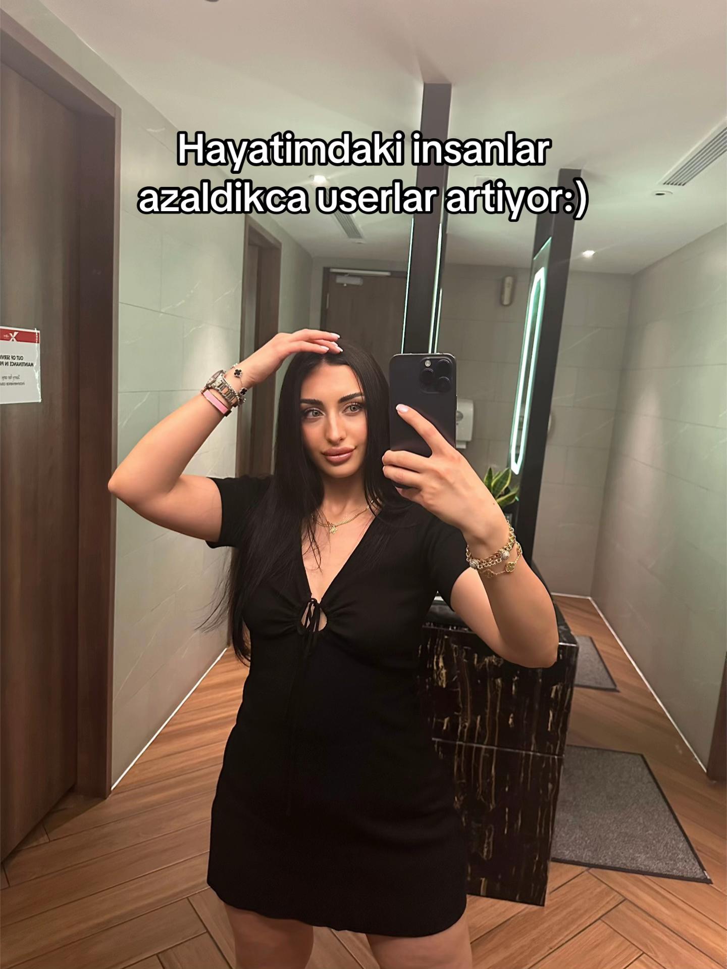 @🧿