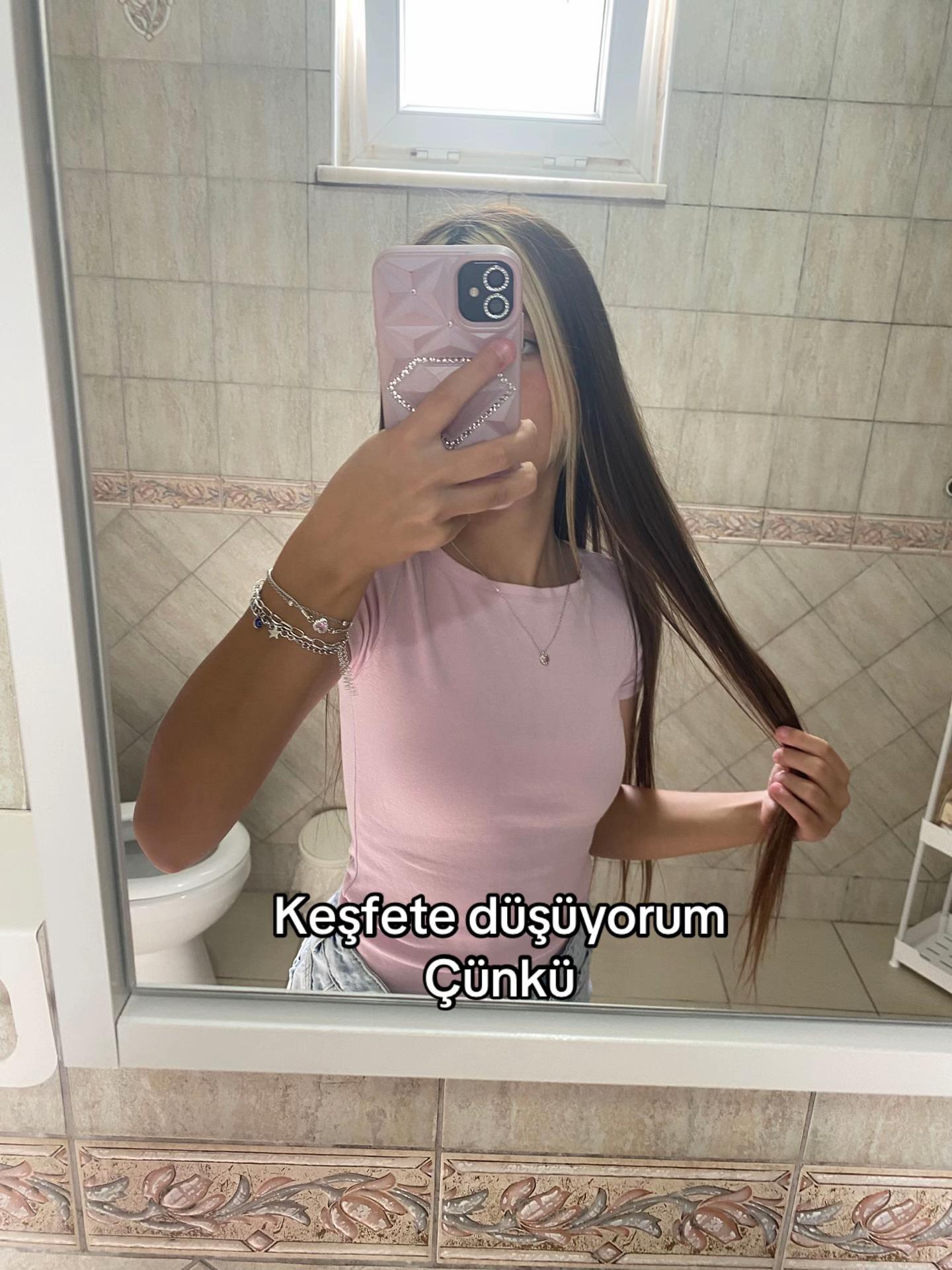@ℰ𝓁𝒾𝓏