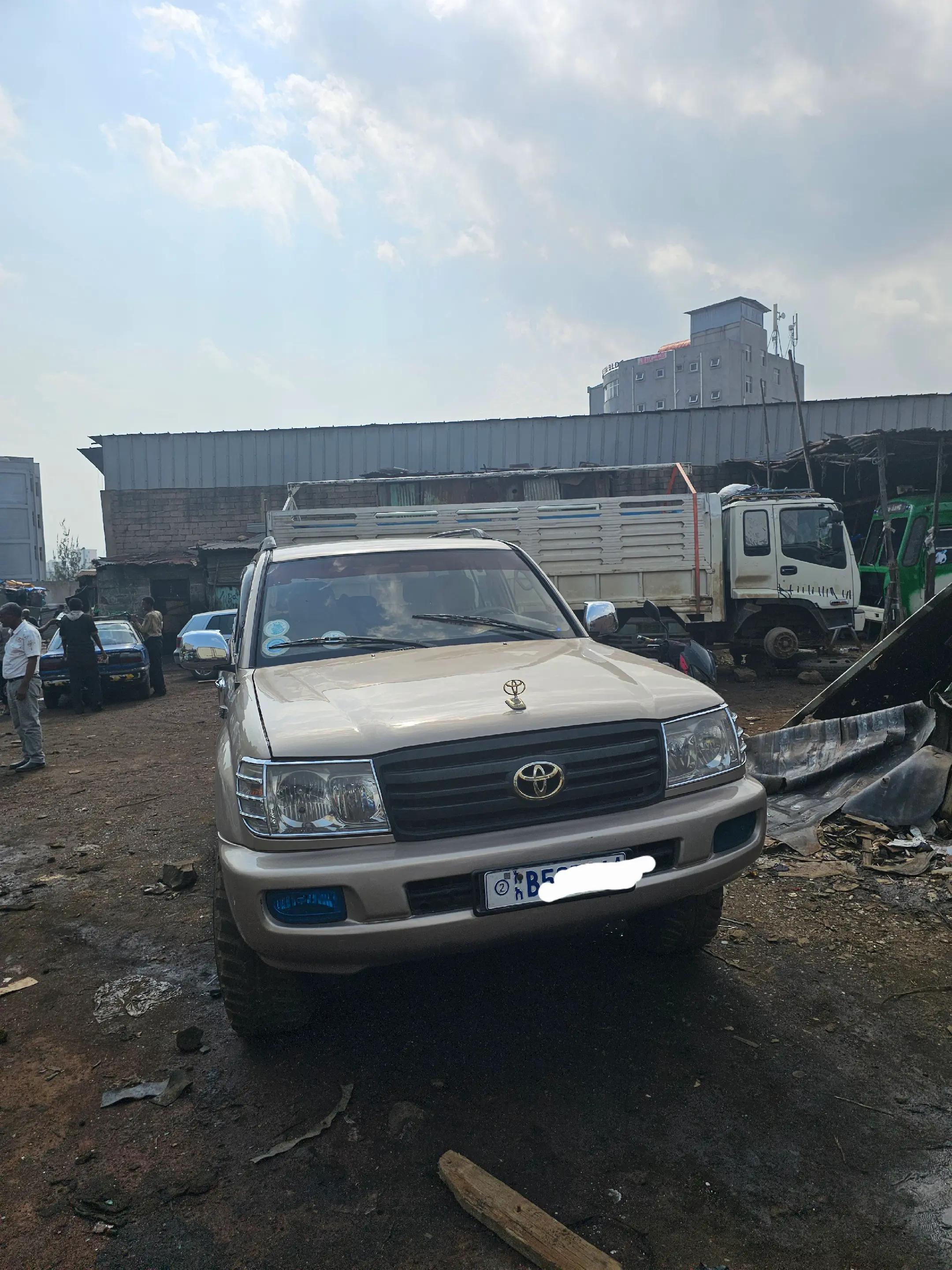 @Addis Abeba car market 🚘