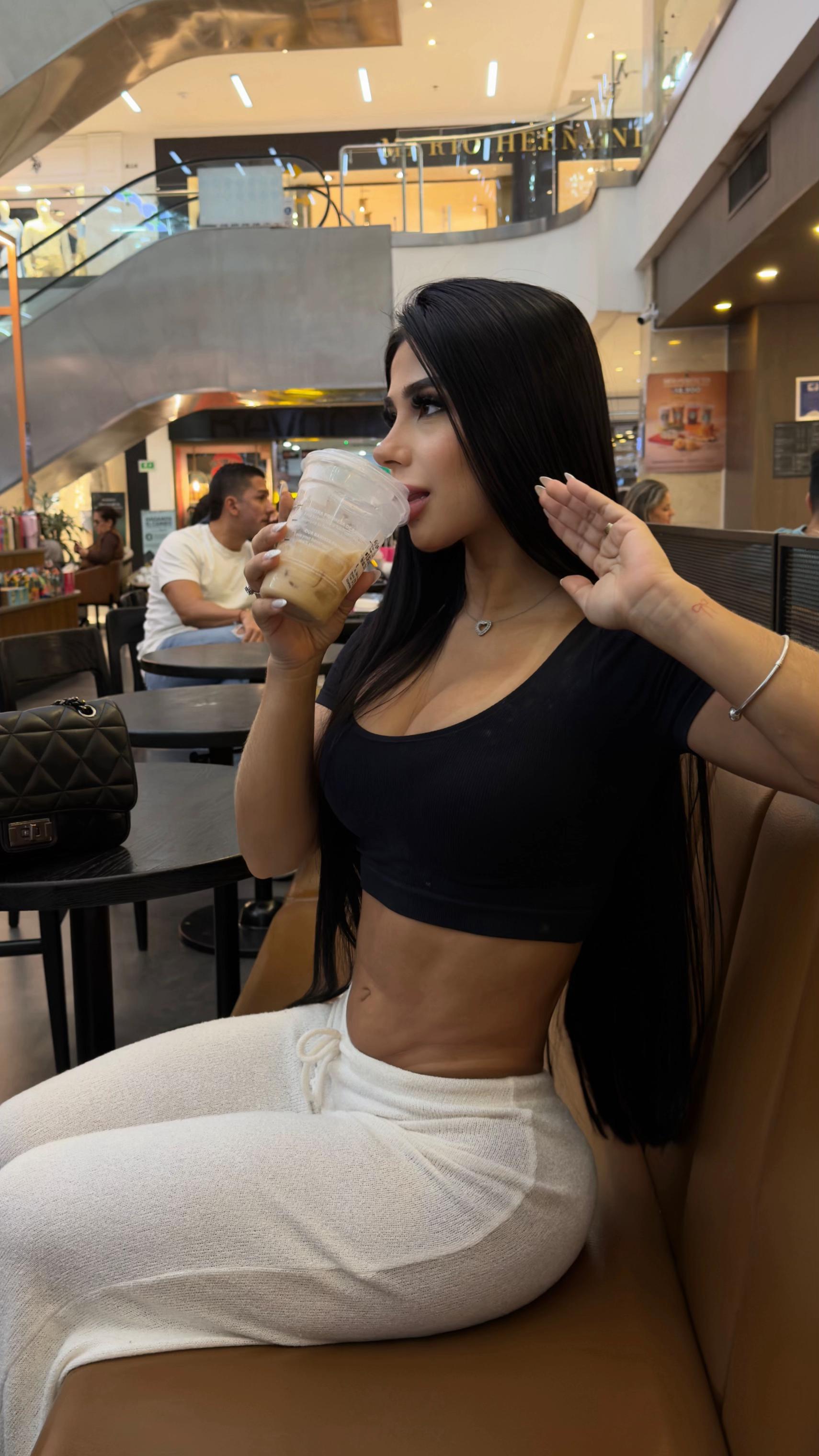 @isselajv_