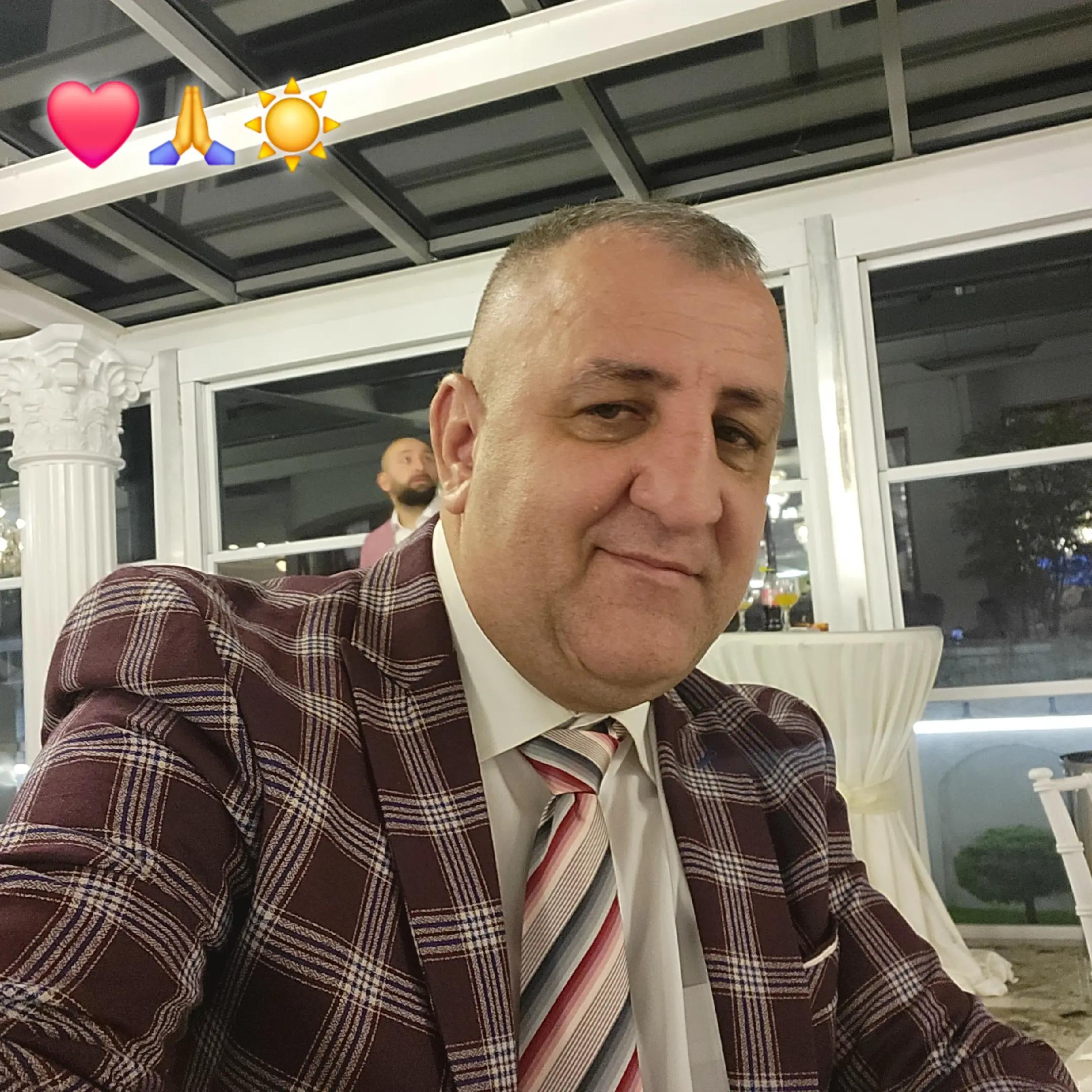 @_Constantin_Titi_
