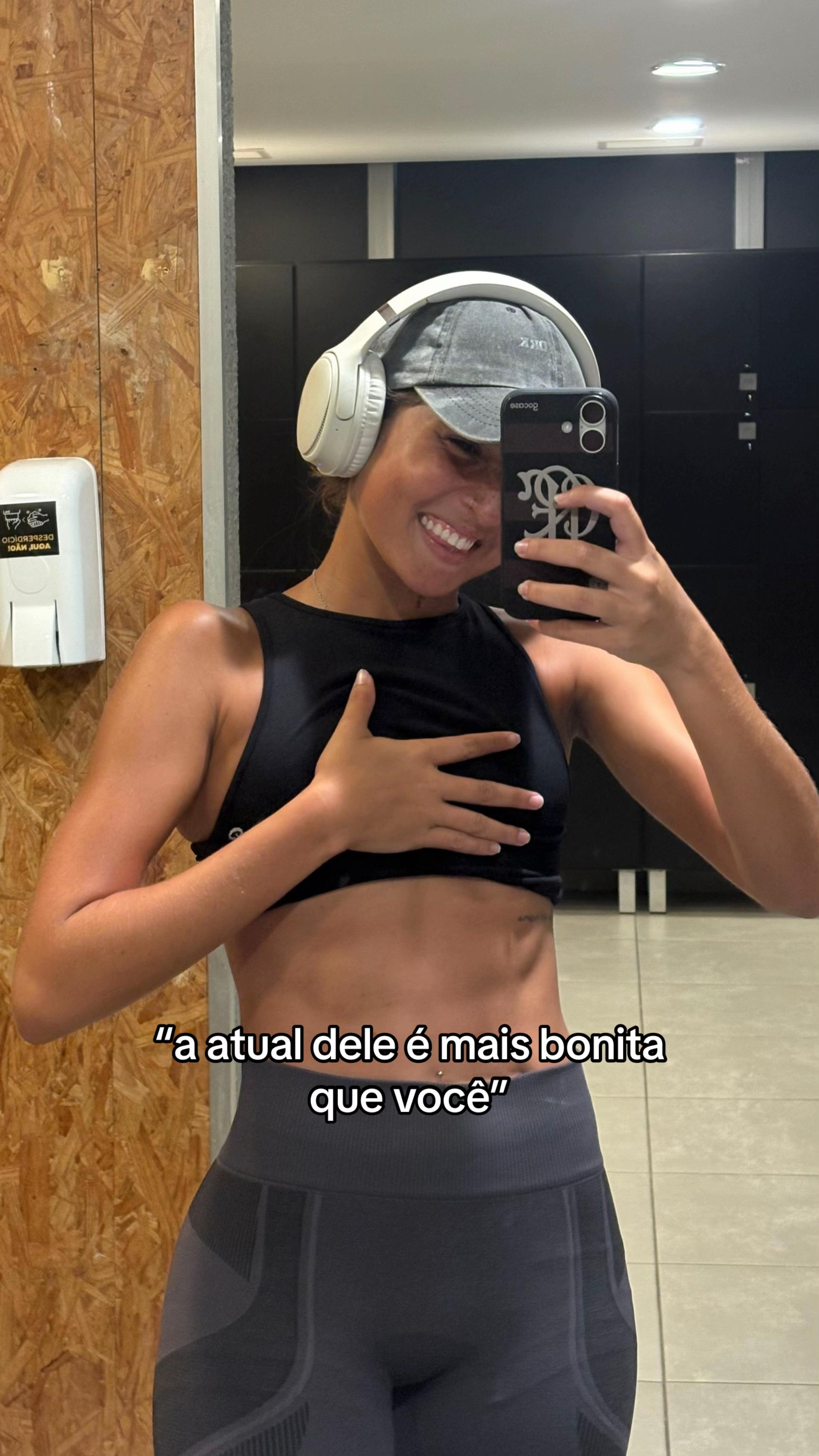 @Clara Fonseca <3