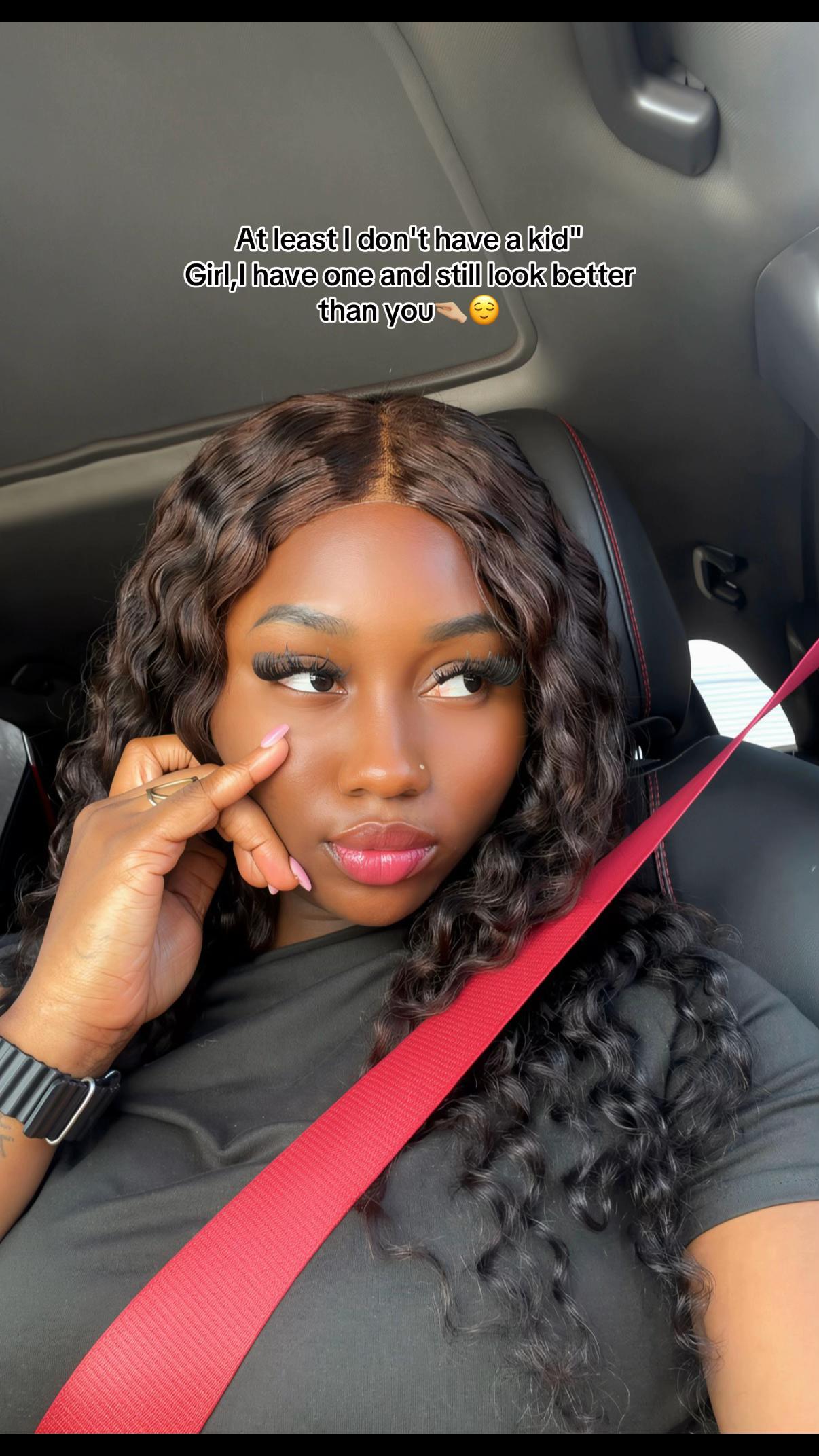 @Zeedah🖤❤️
