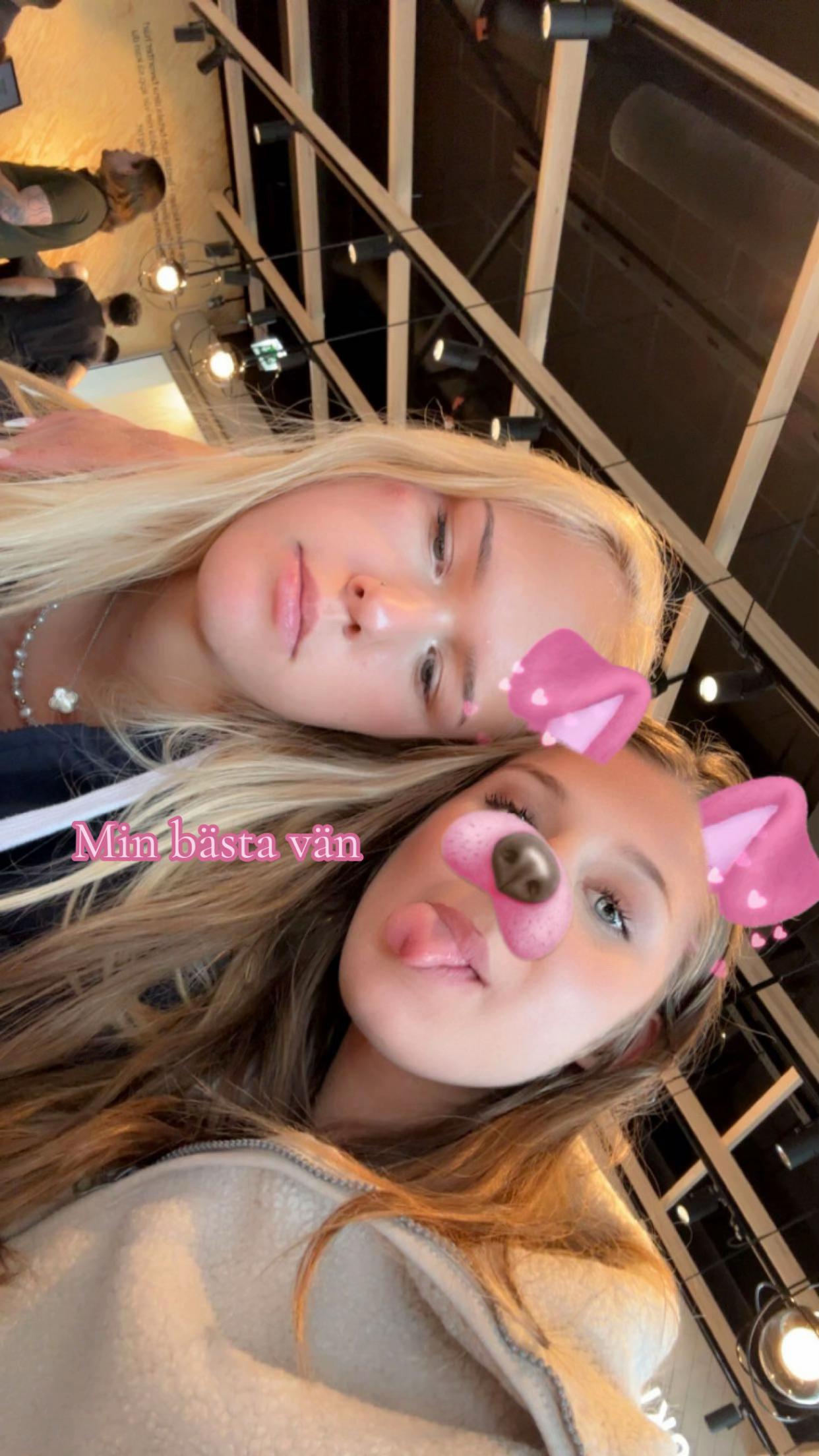 @Lovisa