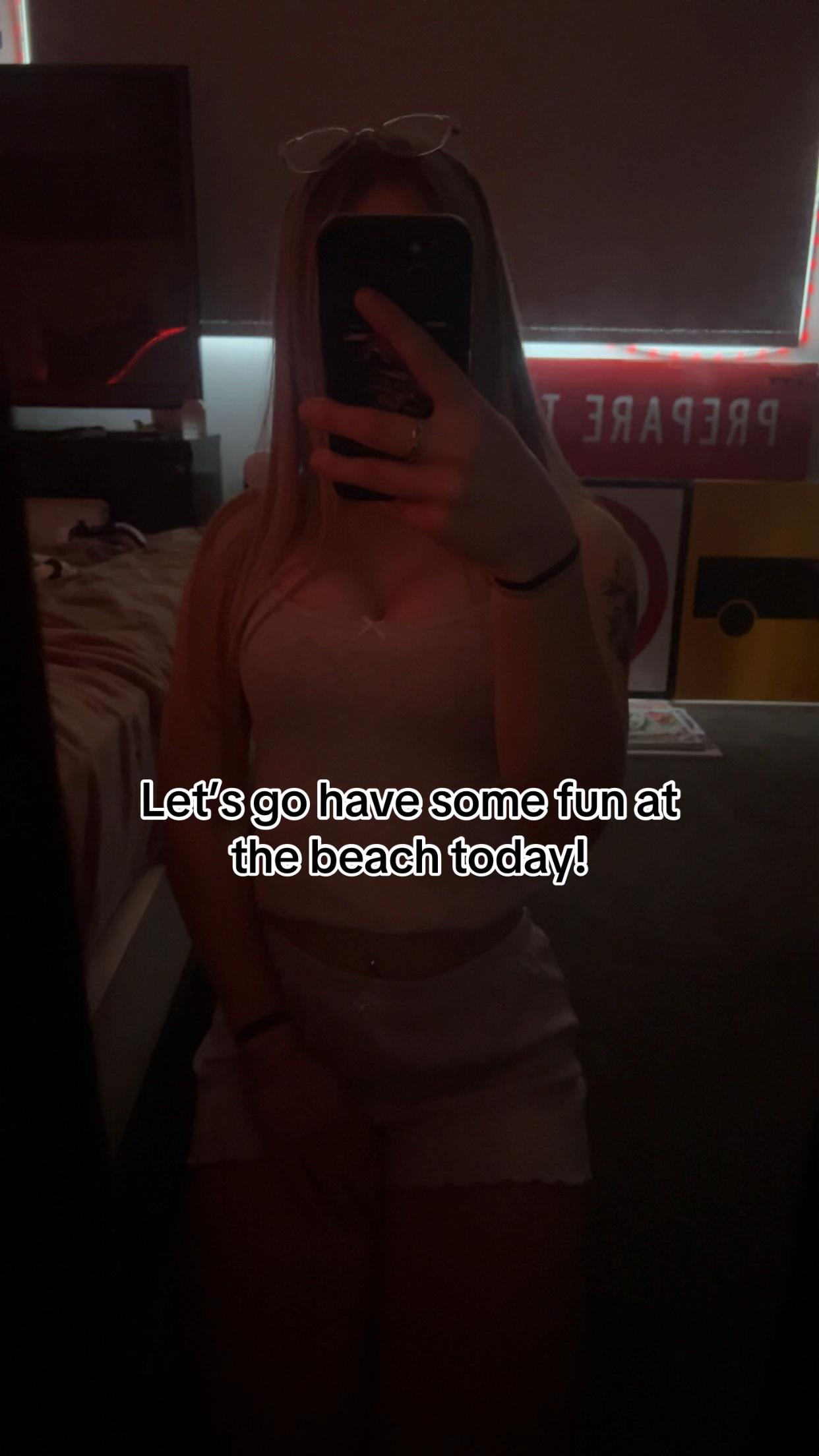 @🫥