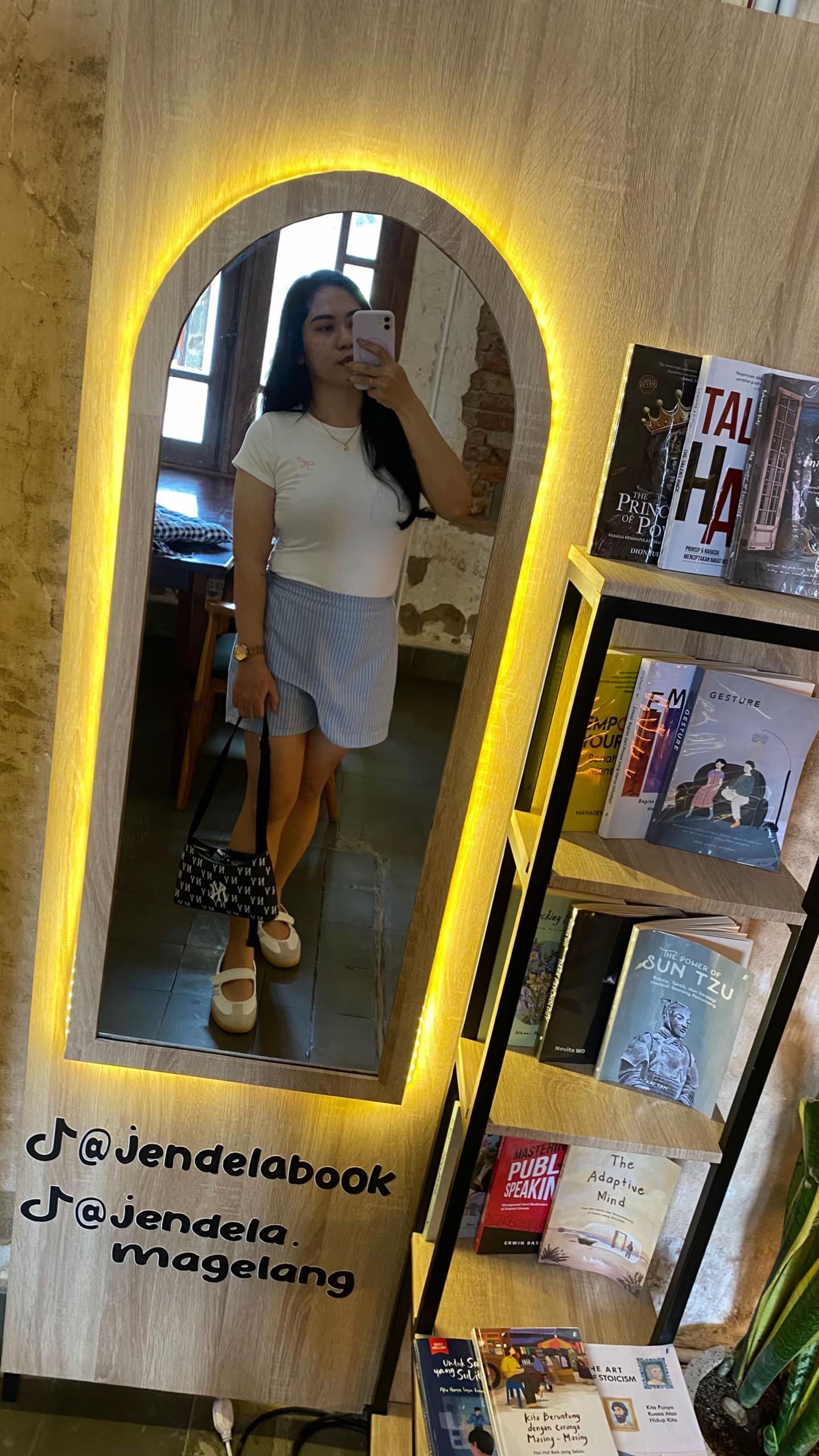 @bungaaprili