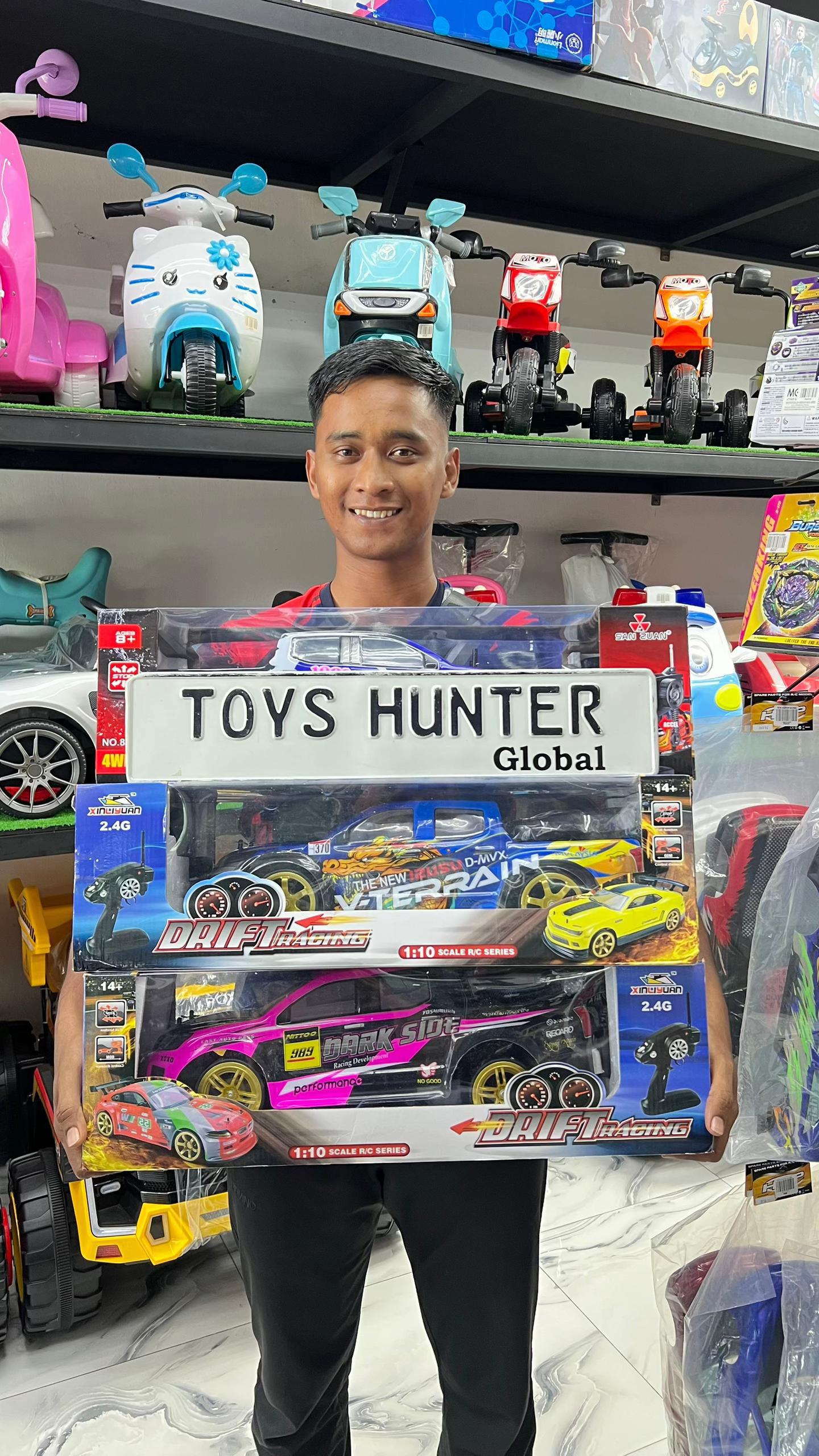 @Toys Hunter Global