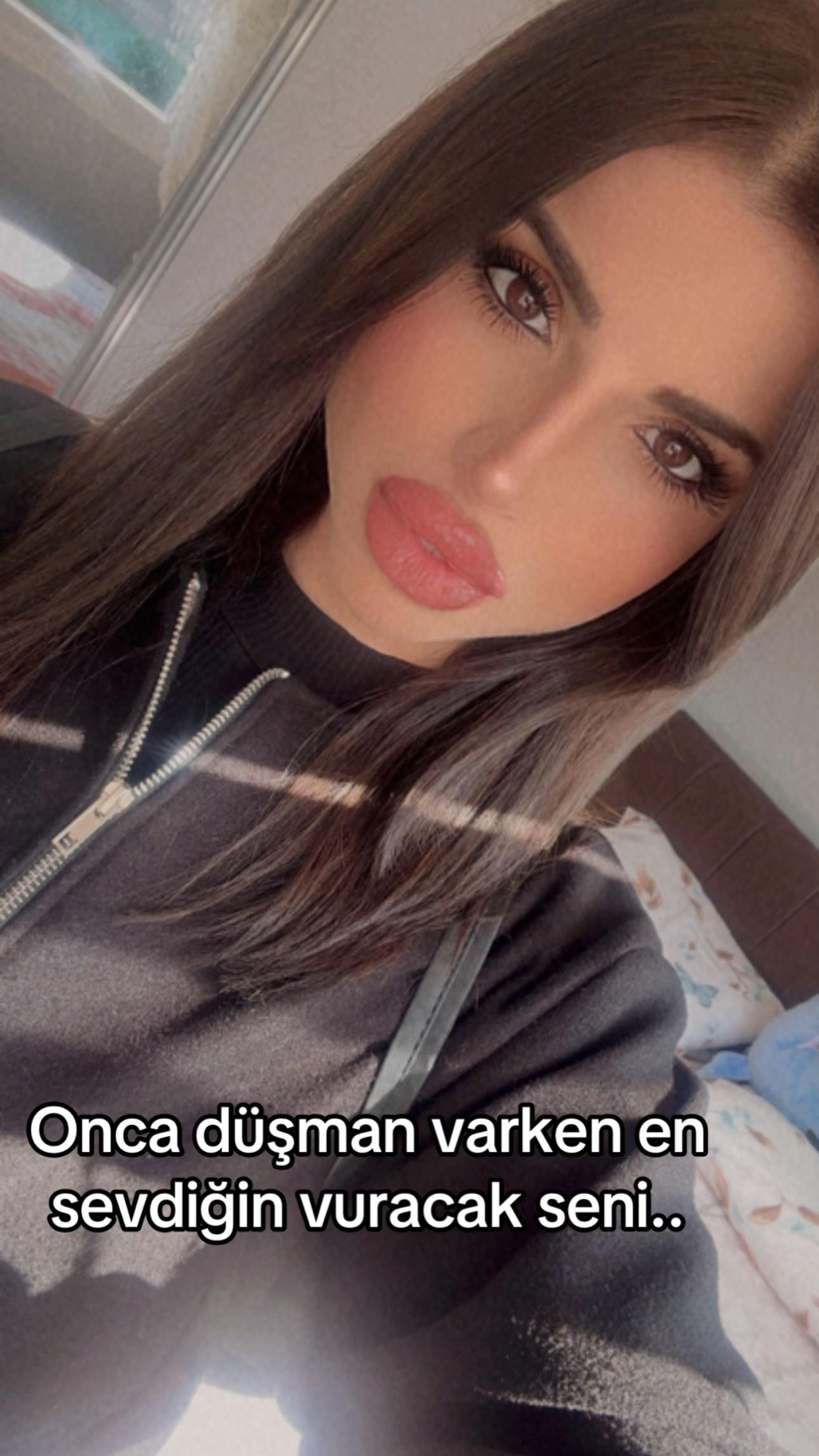 @sarenimoo