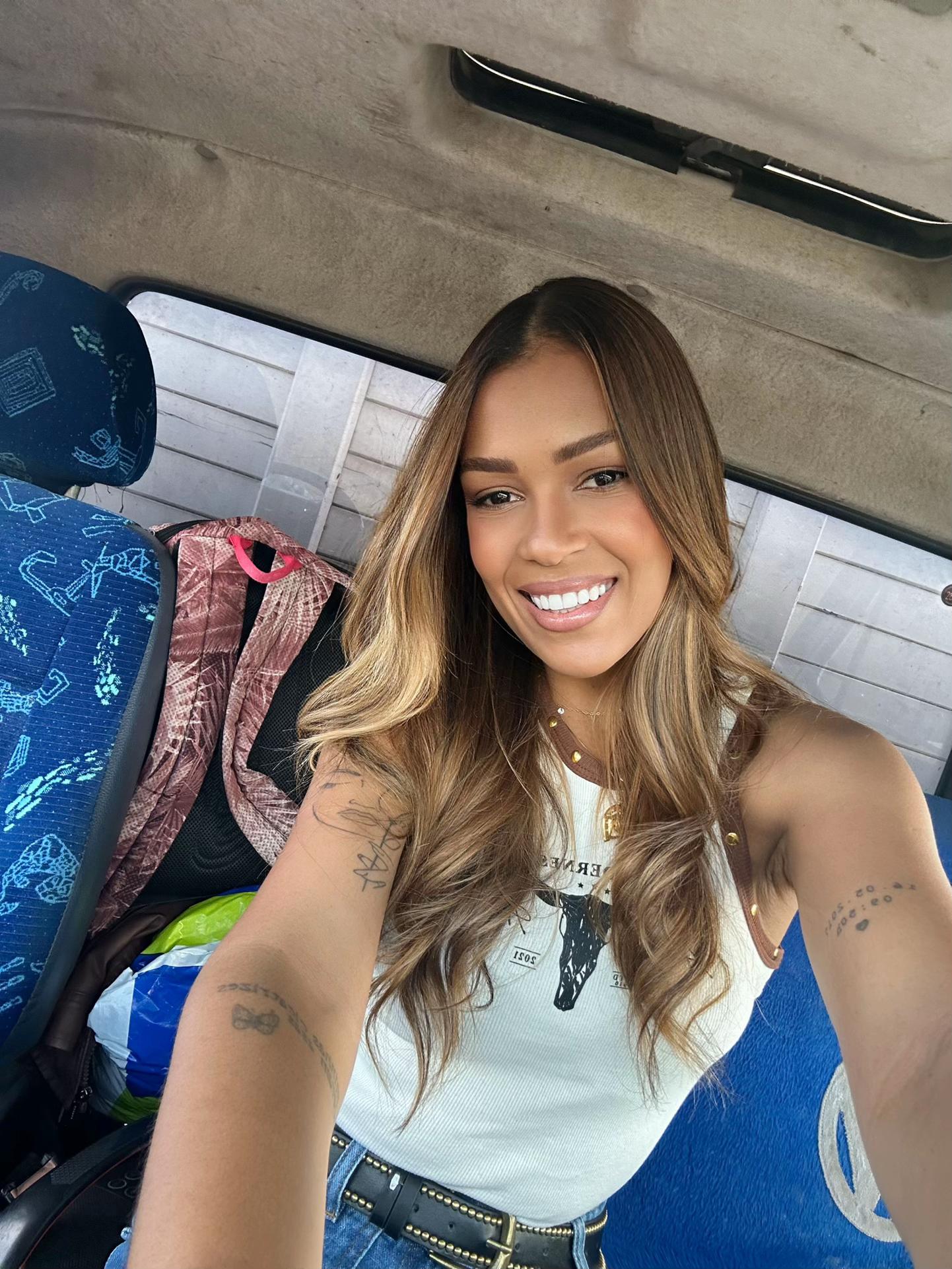 @hellensantos6783