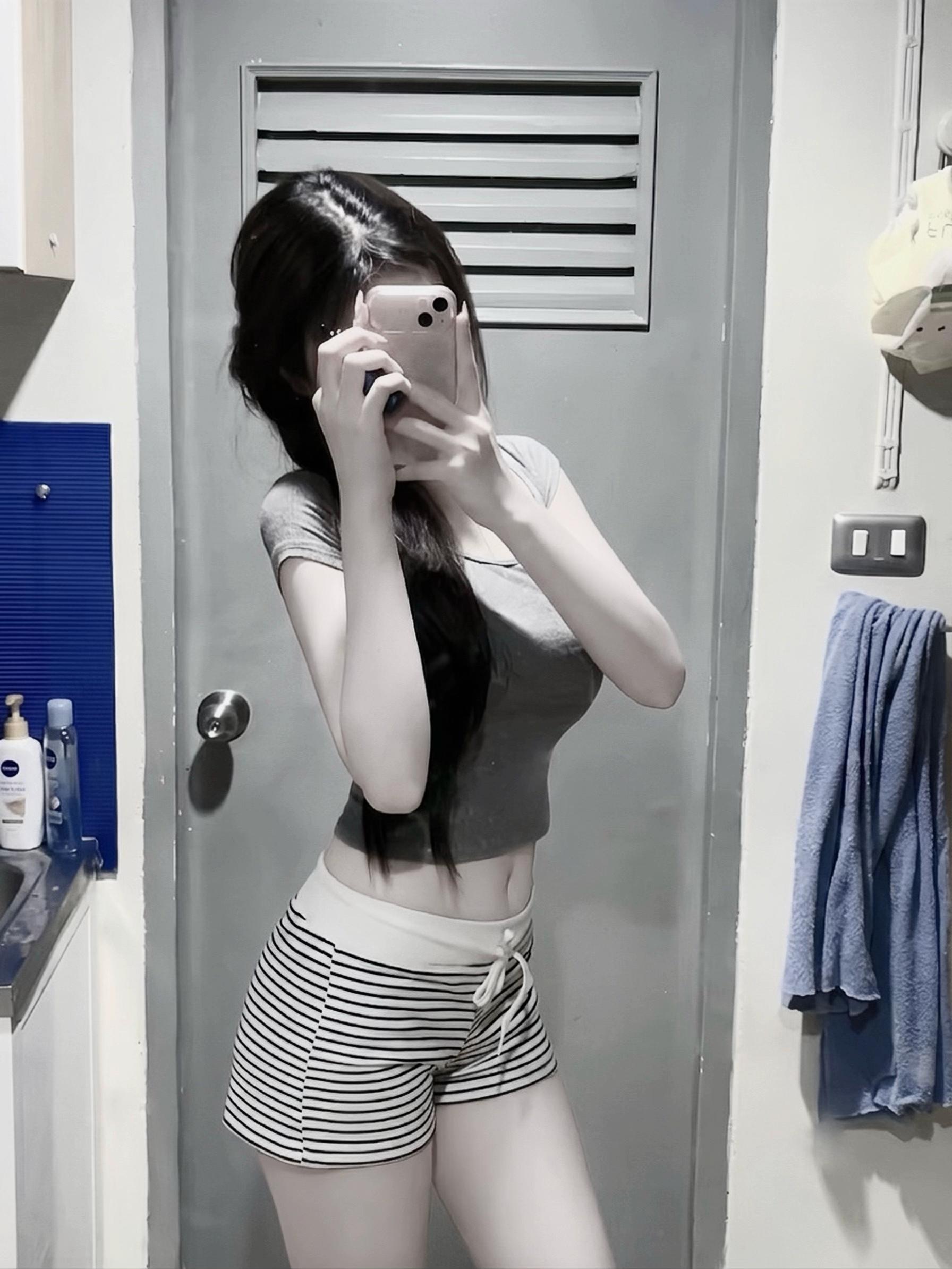 @น้องพลอย