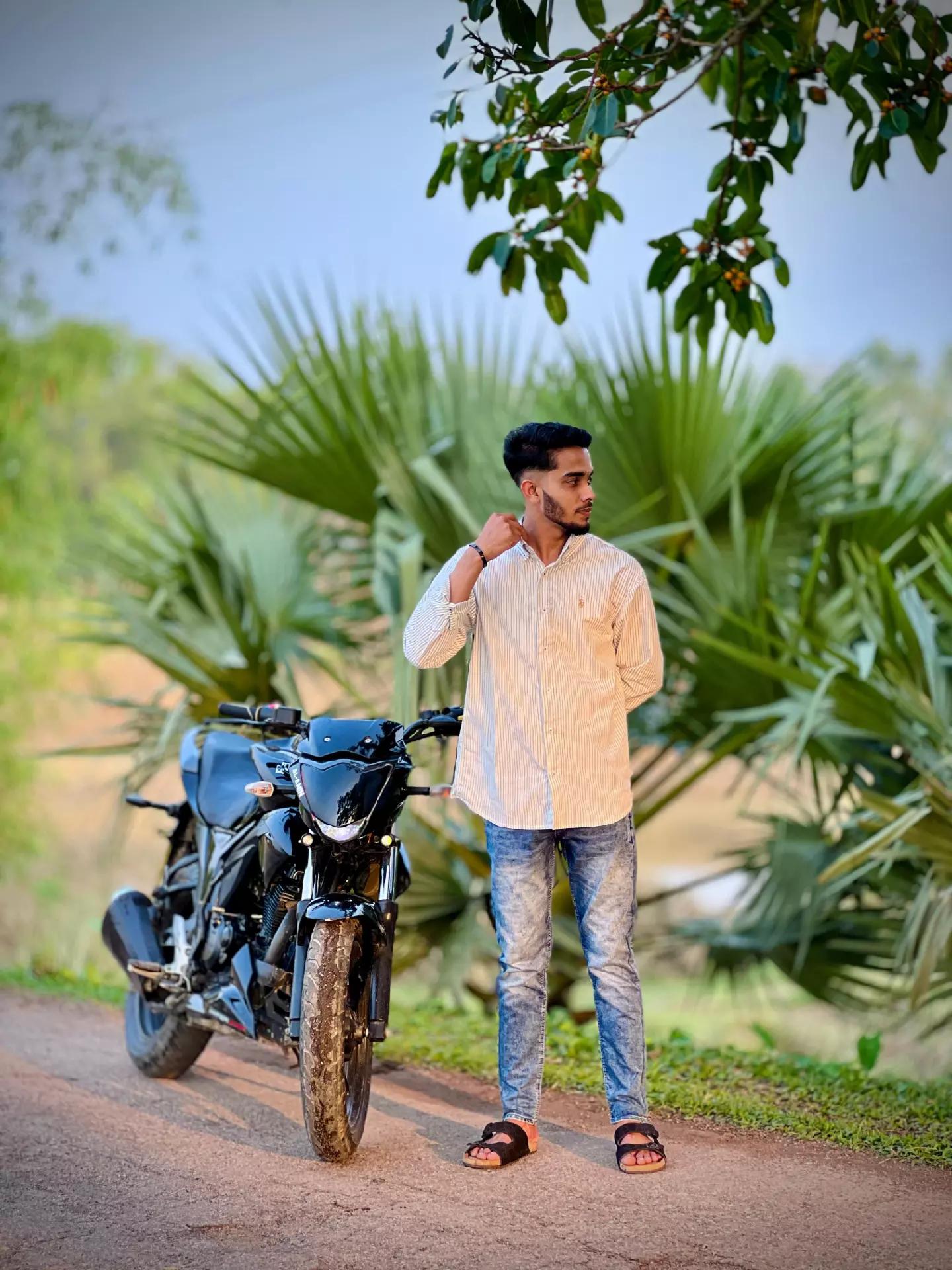 @🩶Cute boy🩶