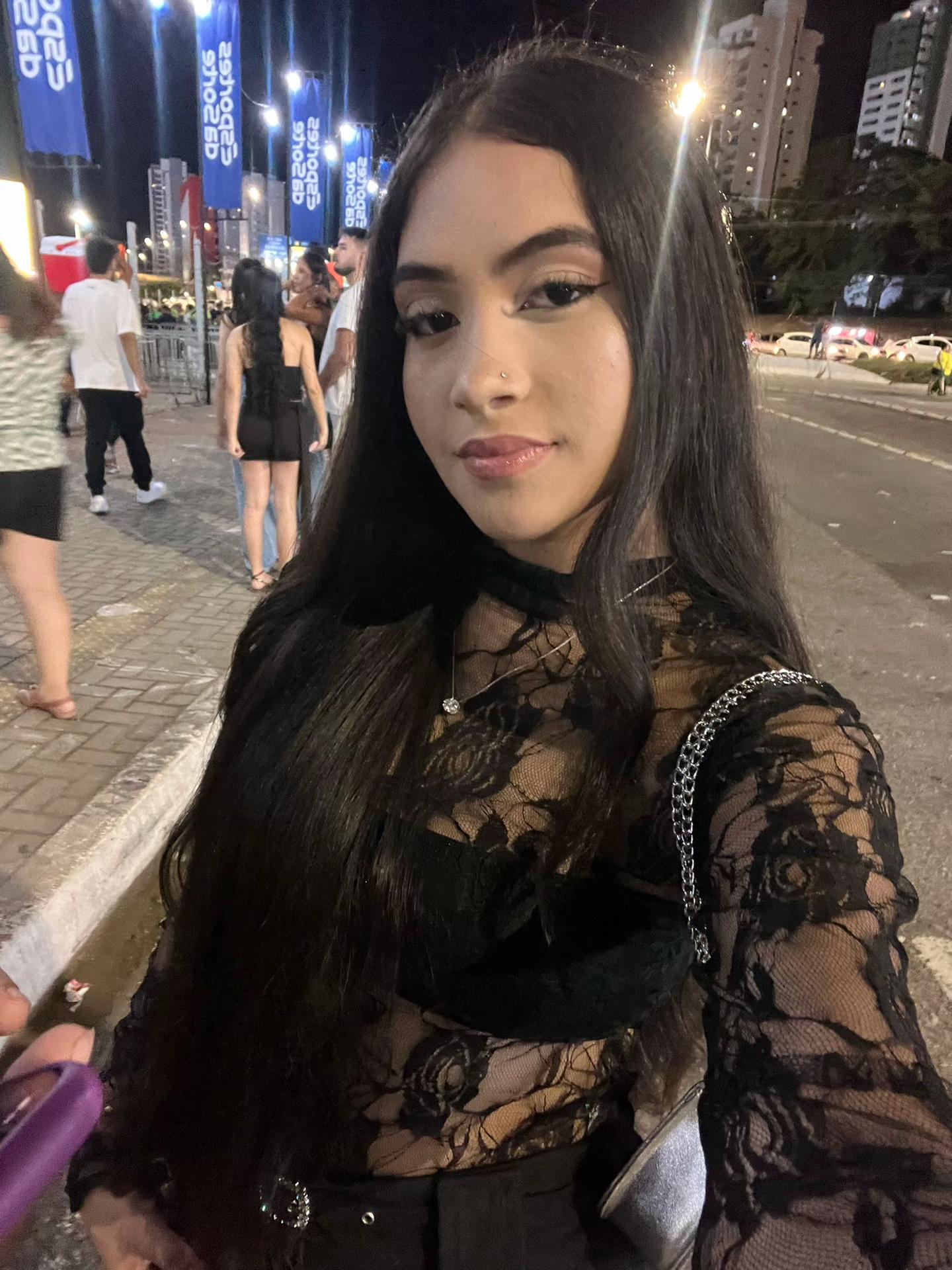 @Mayara