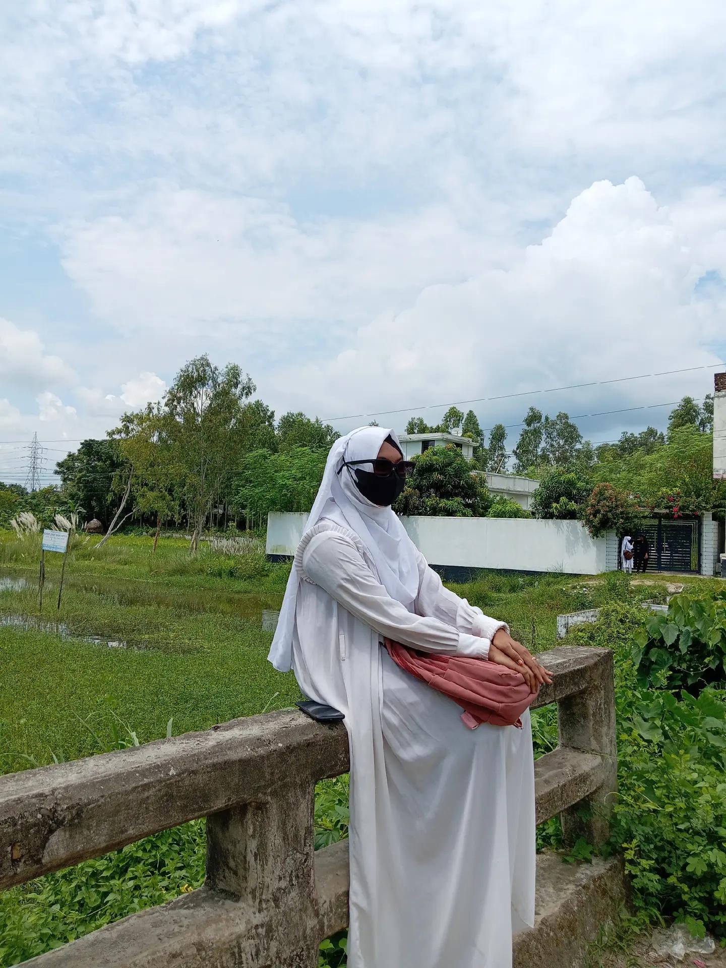 @আয়াত  শিকদার