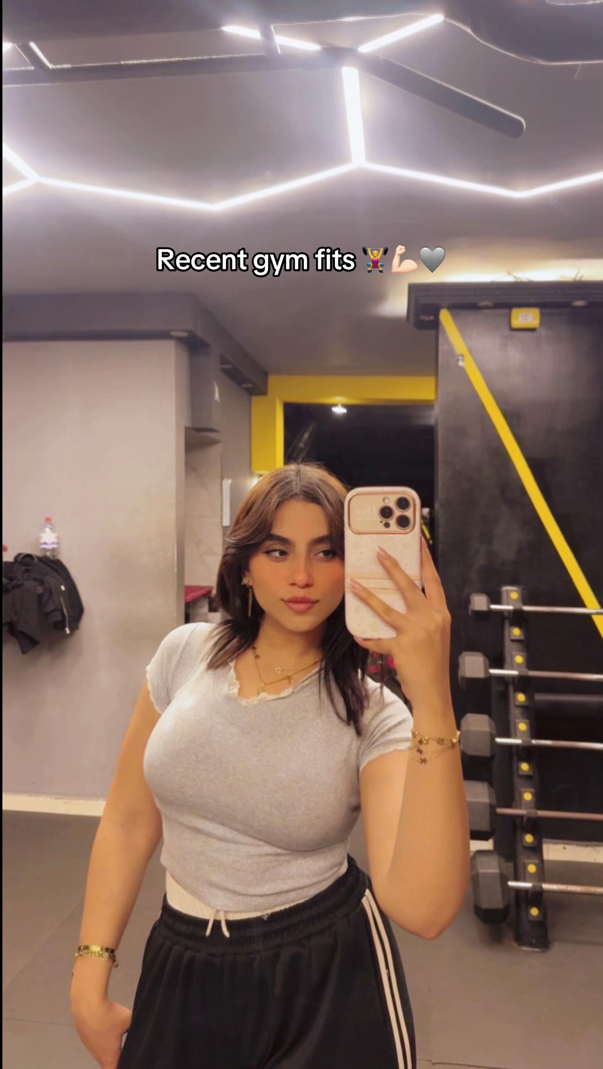 @Nadinee'H.🦋