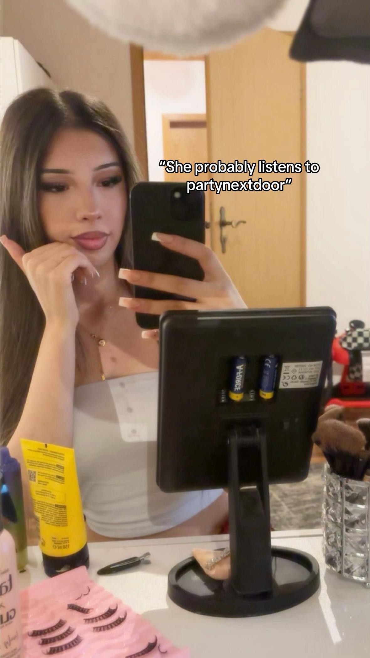 @Luhclaxdia