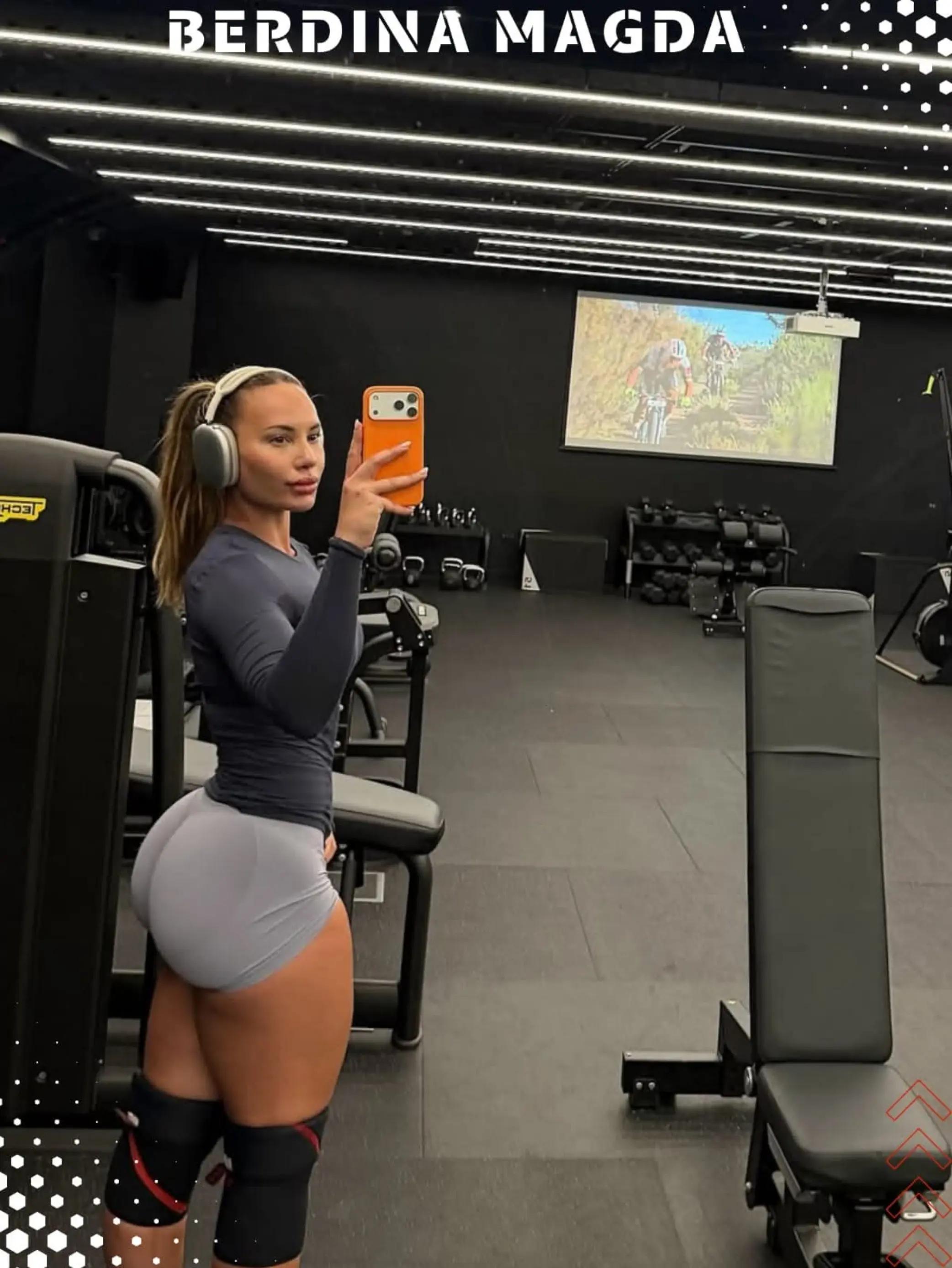 @XXChicastvXX