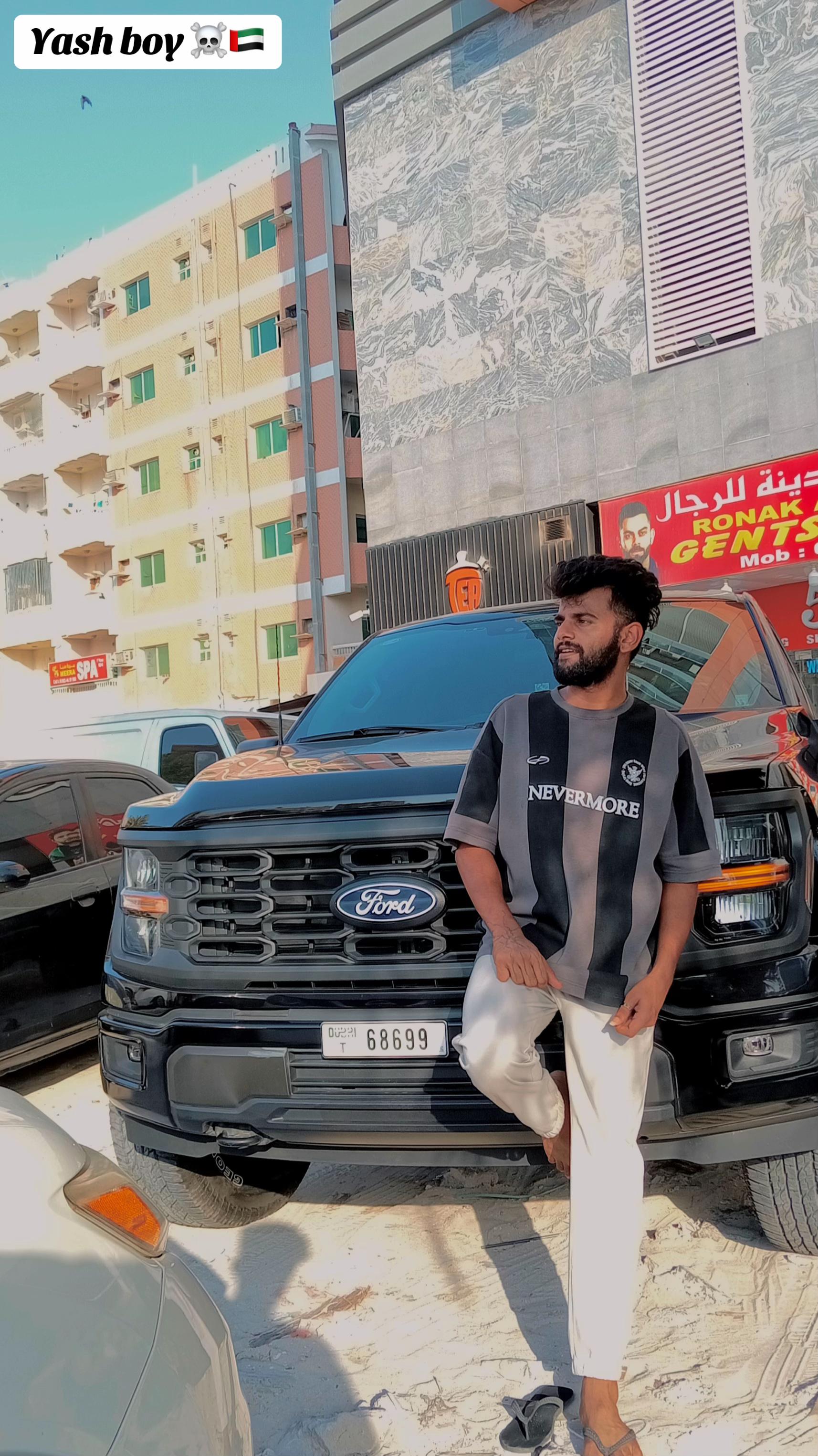 @YASH BOY 🇦🇪