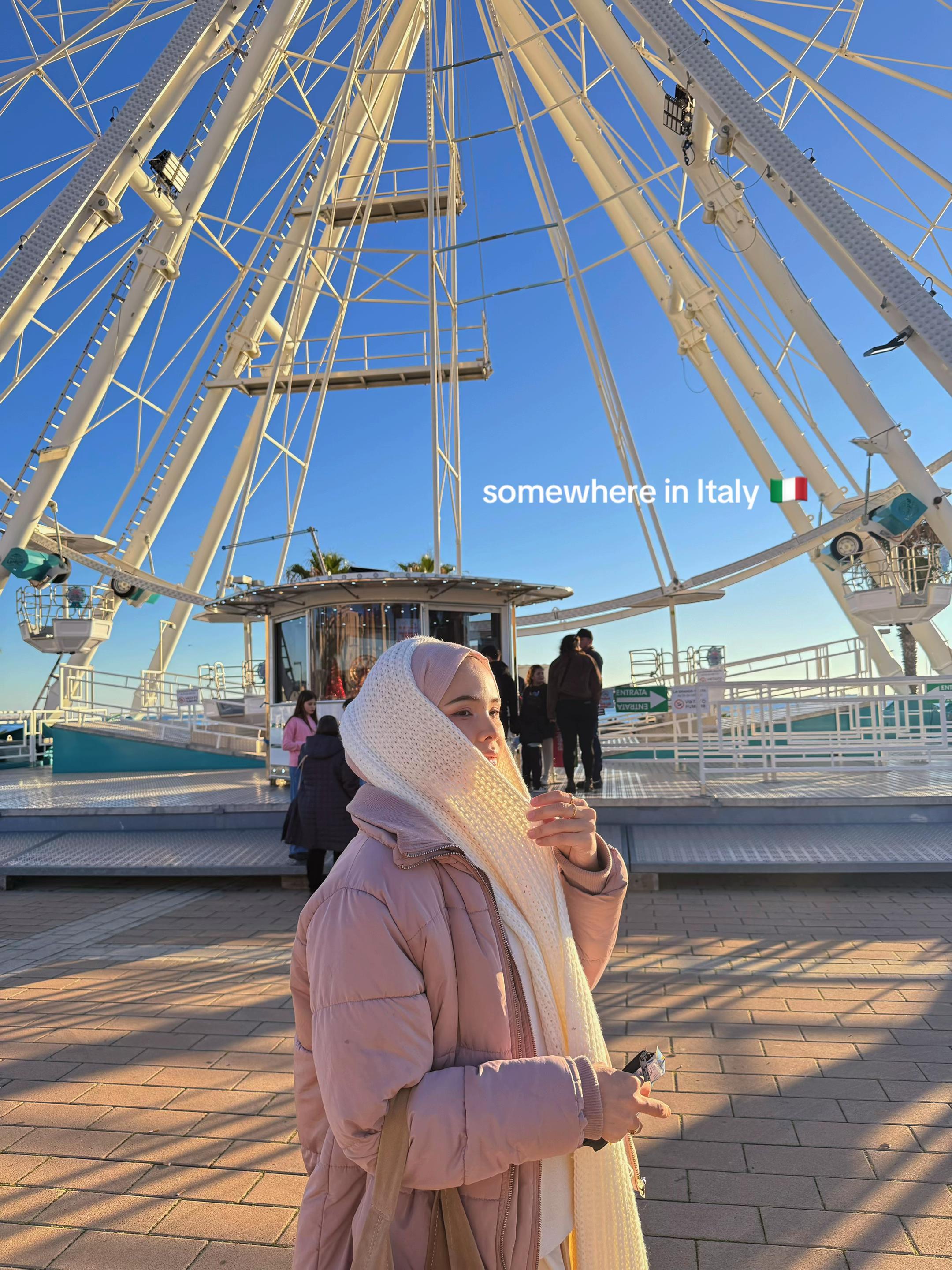 @Farahelia