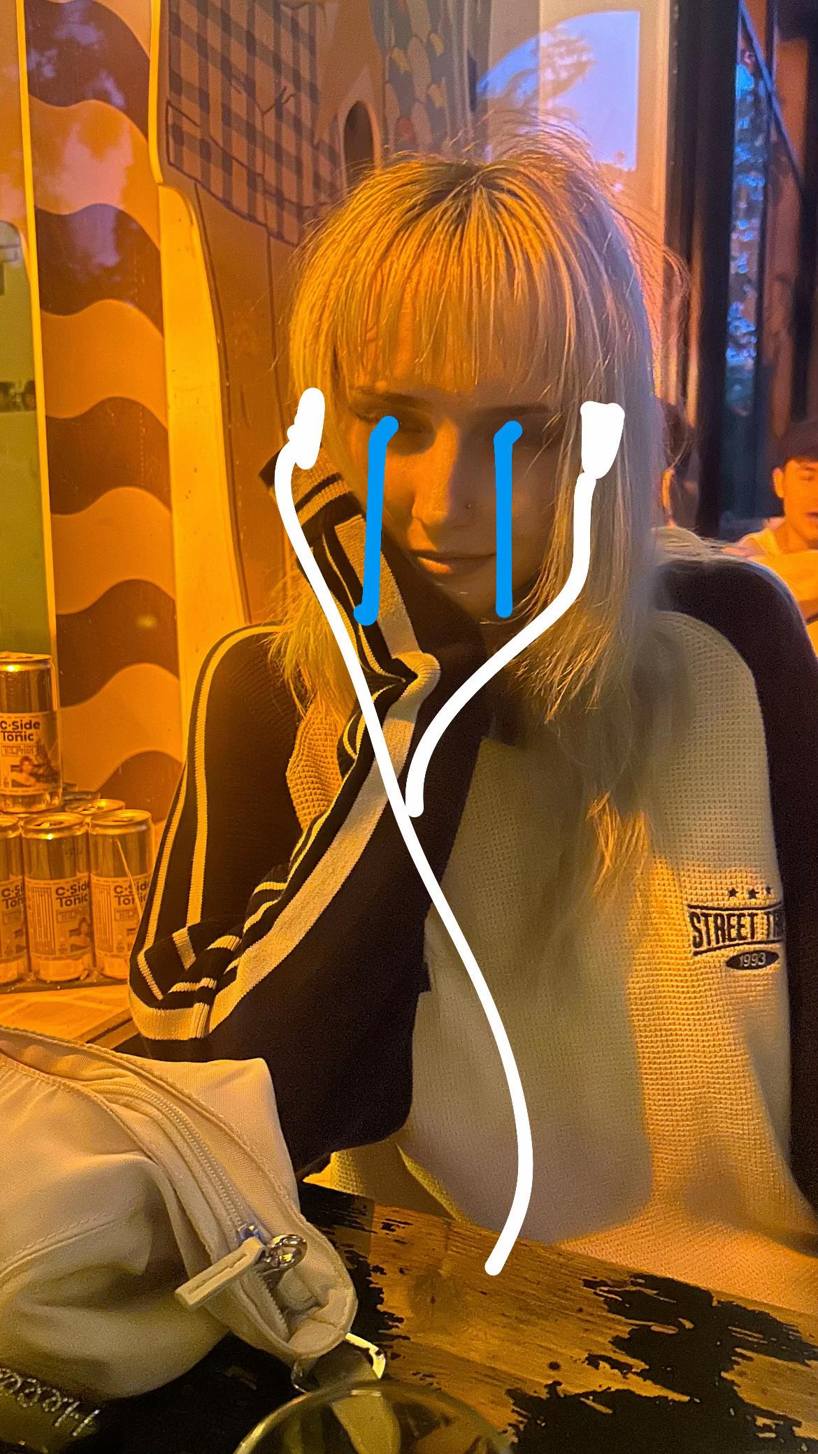 @eliz☮︎