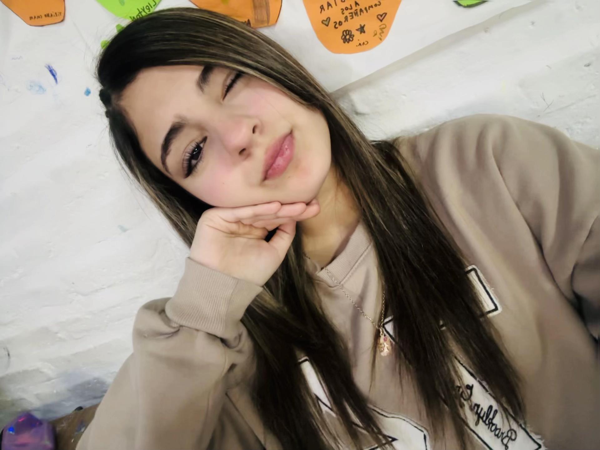 @User1506381189