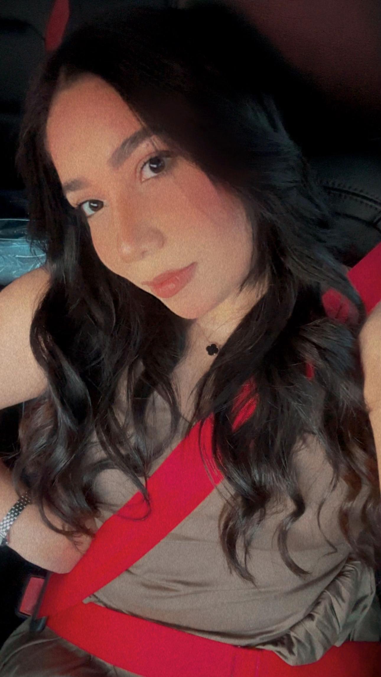 @Claudia Castillo