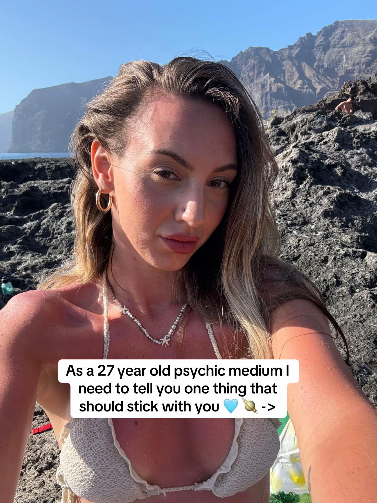 @Psychic Nat 🌙 🧿