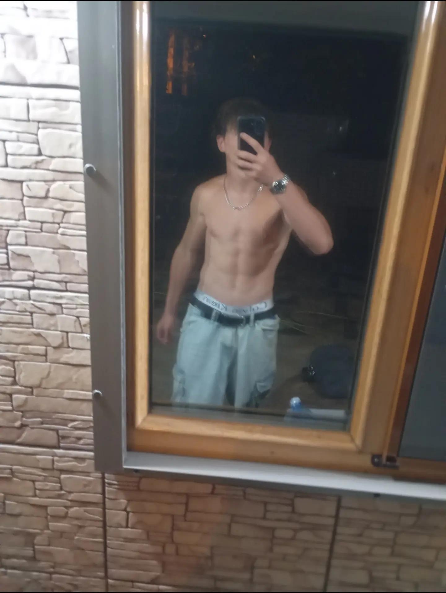 @32 ꜱᴀɴɪᴏᴋ ✵
