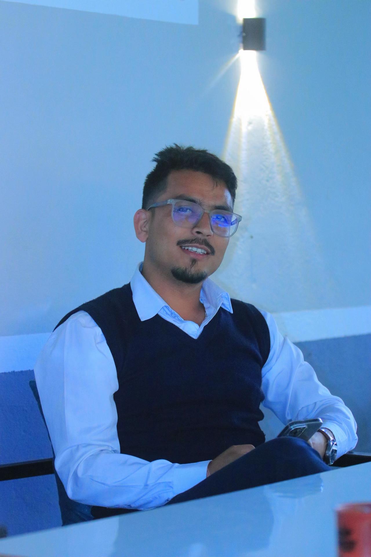@Parash Khadka ✡️🕉️✨