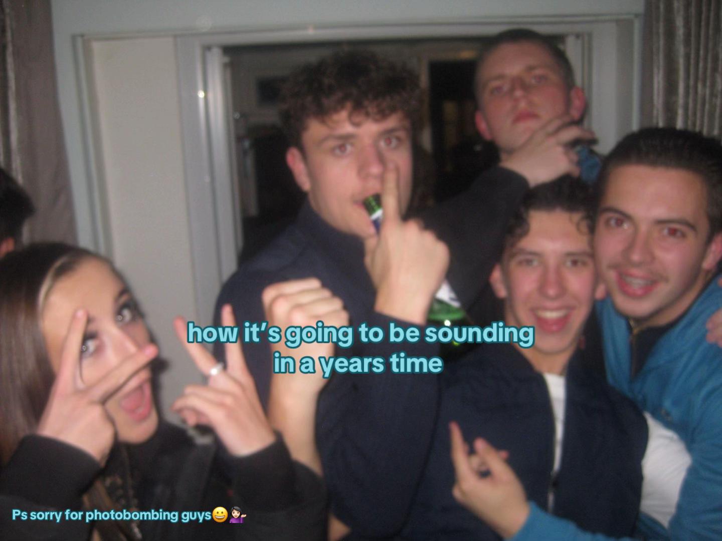 @es`