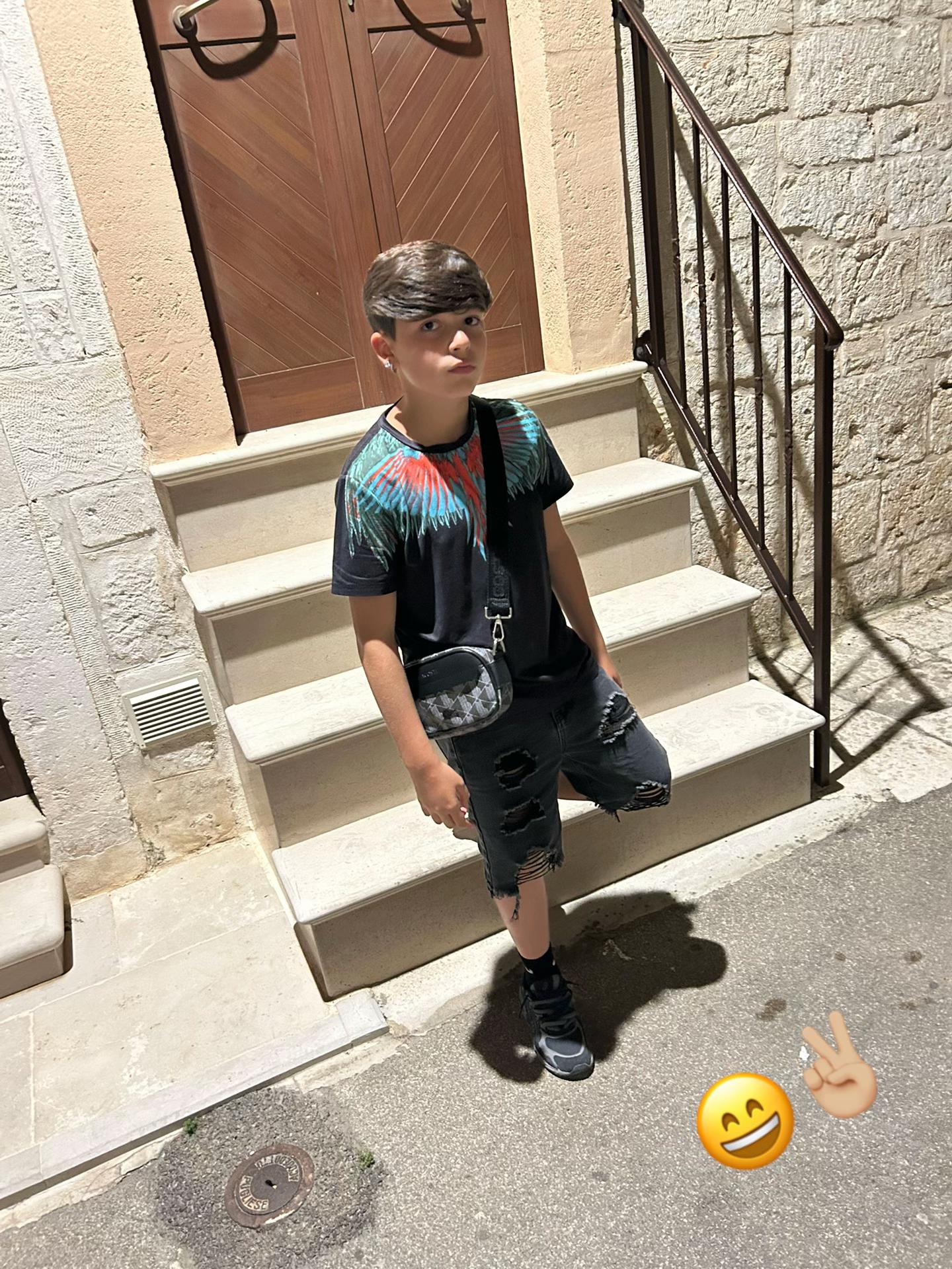 @8