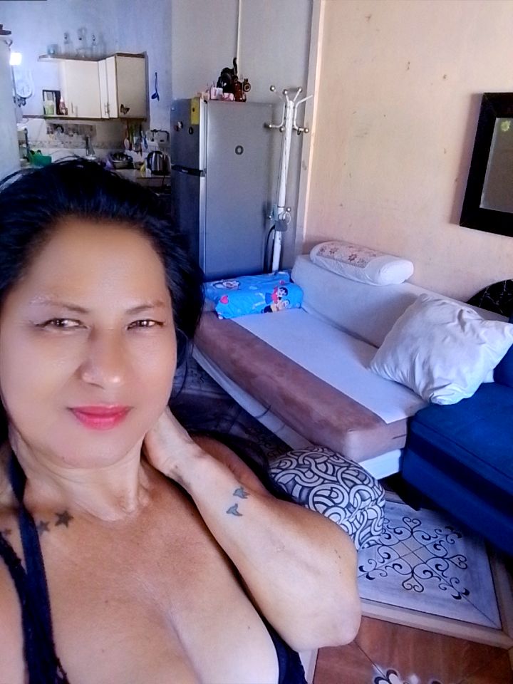 @Soy tu hembra .traviesa😋
