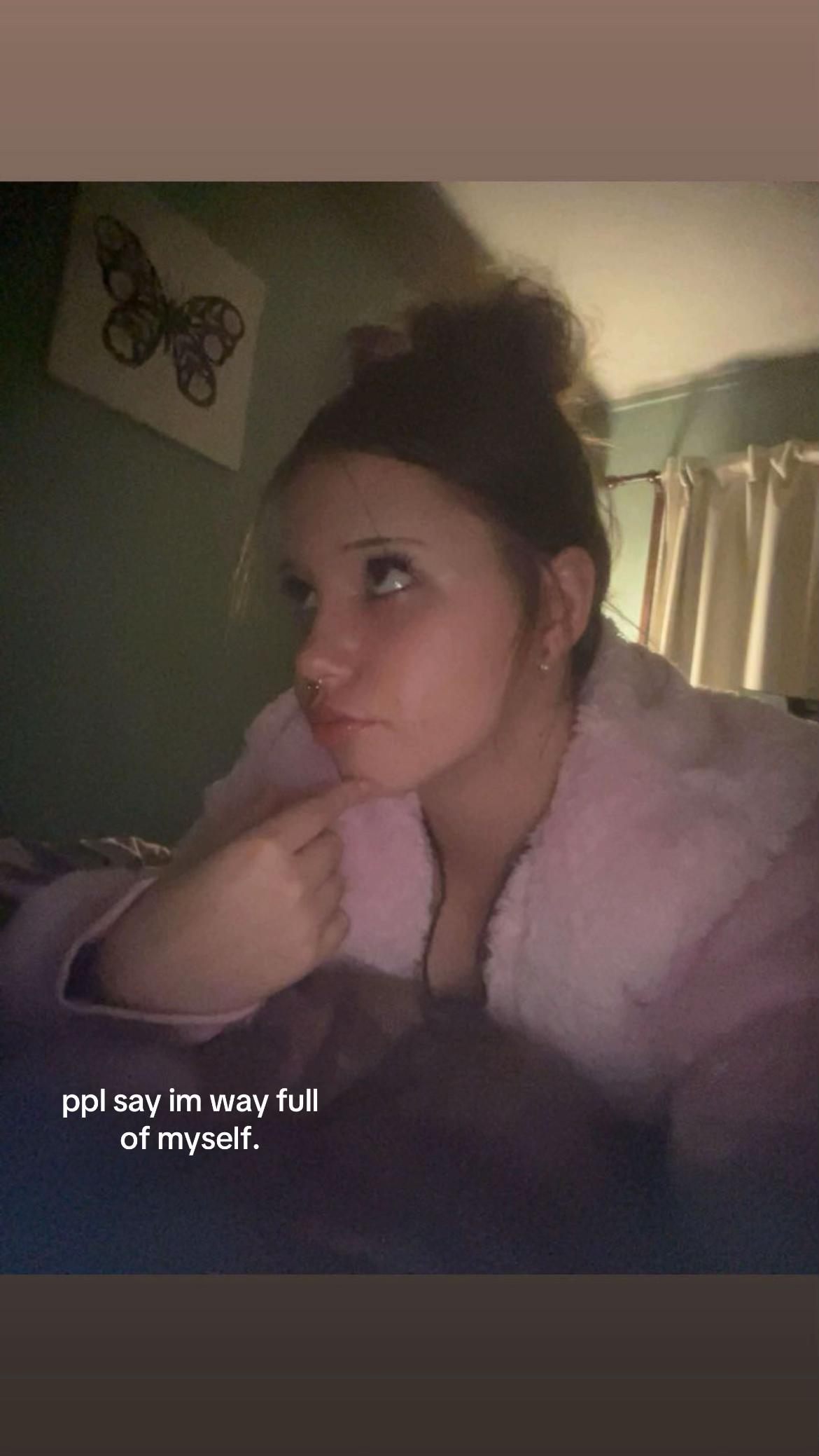 @Lilli🧟♀️