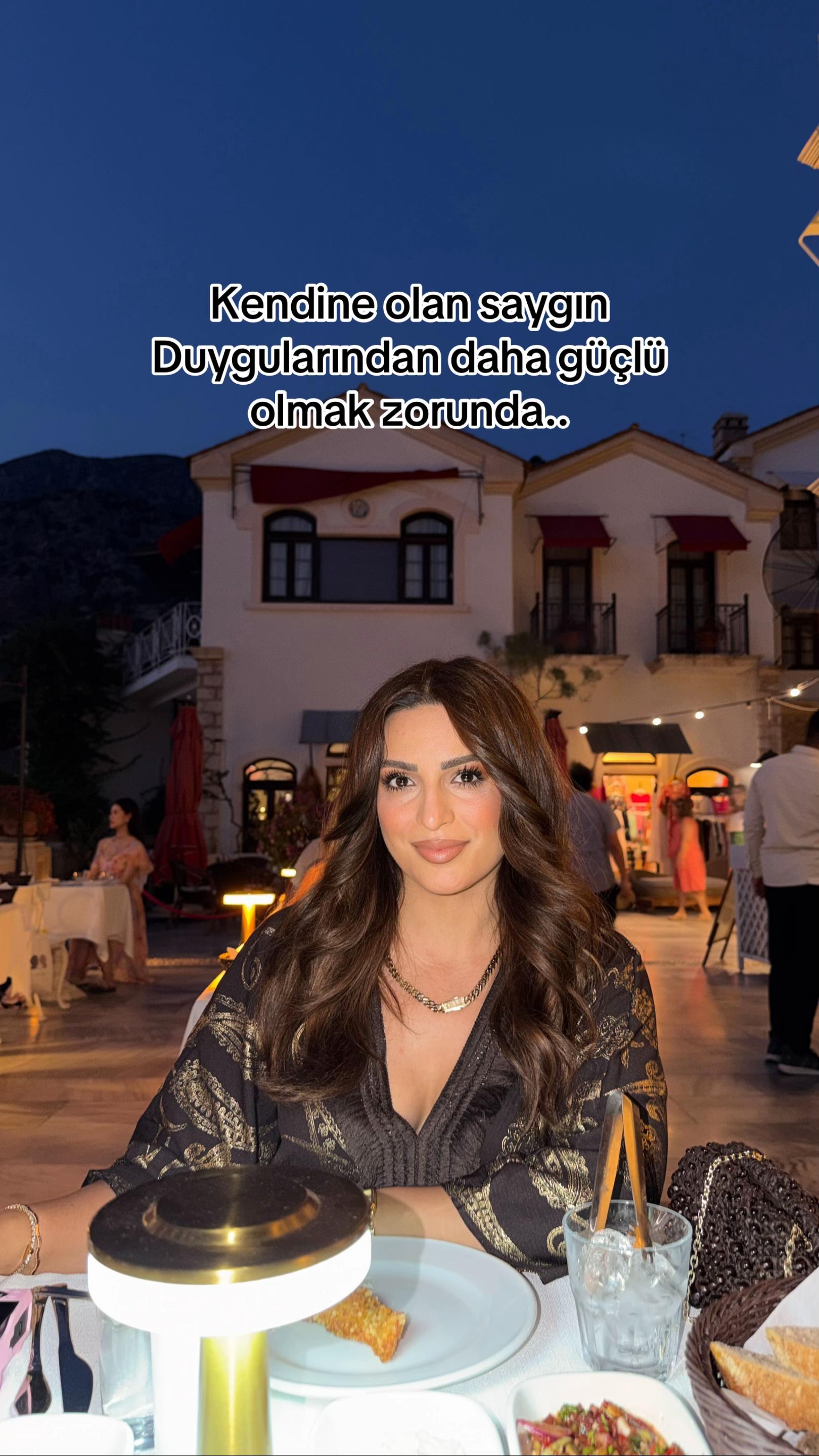 @Meryem☀️