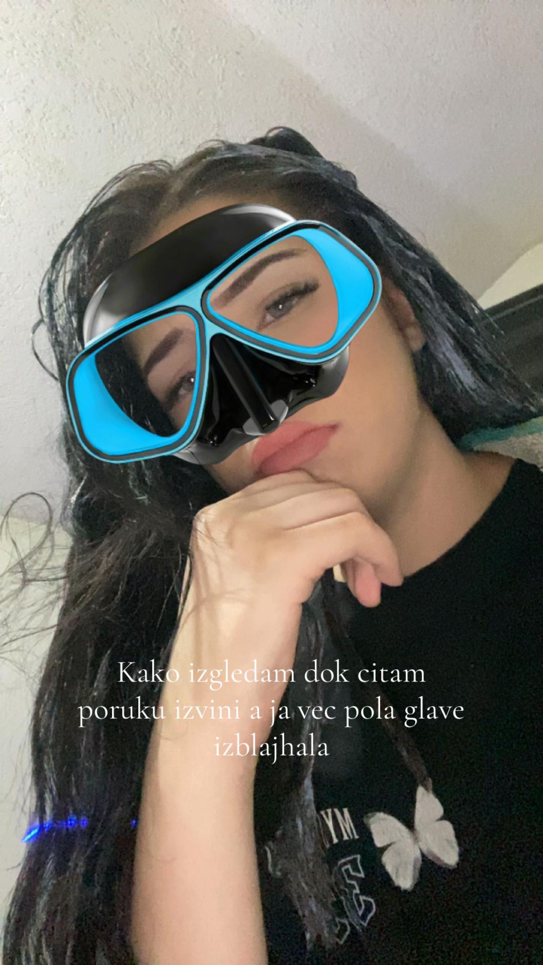 @🦋